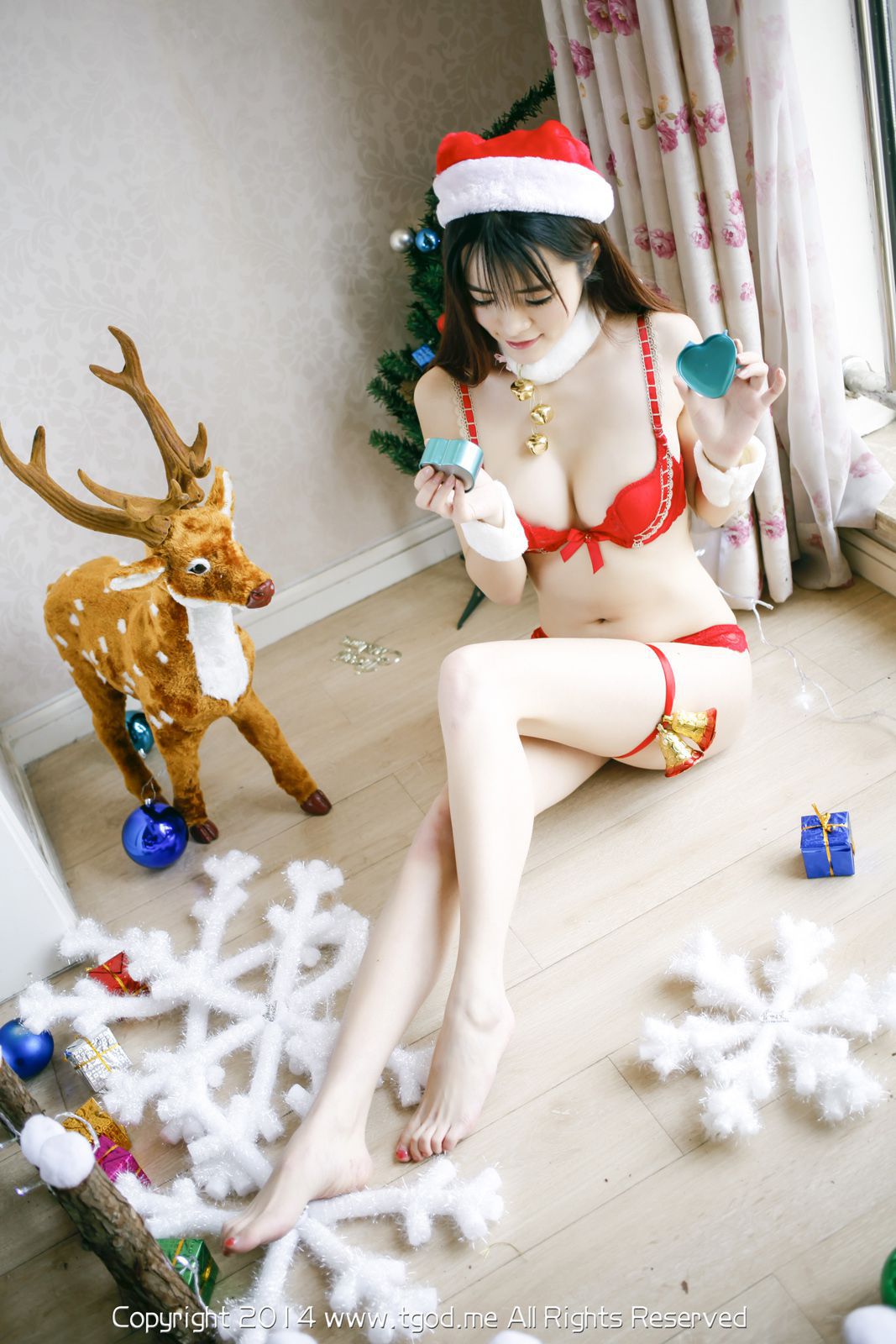 最美校花孔一红《 爆美圣诞女郎》  写真集-图28