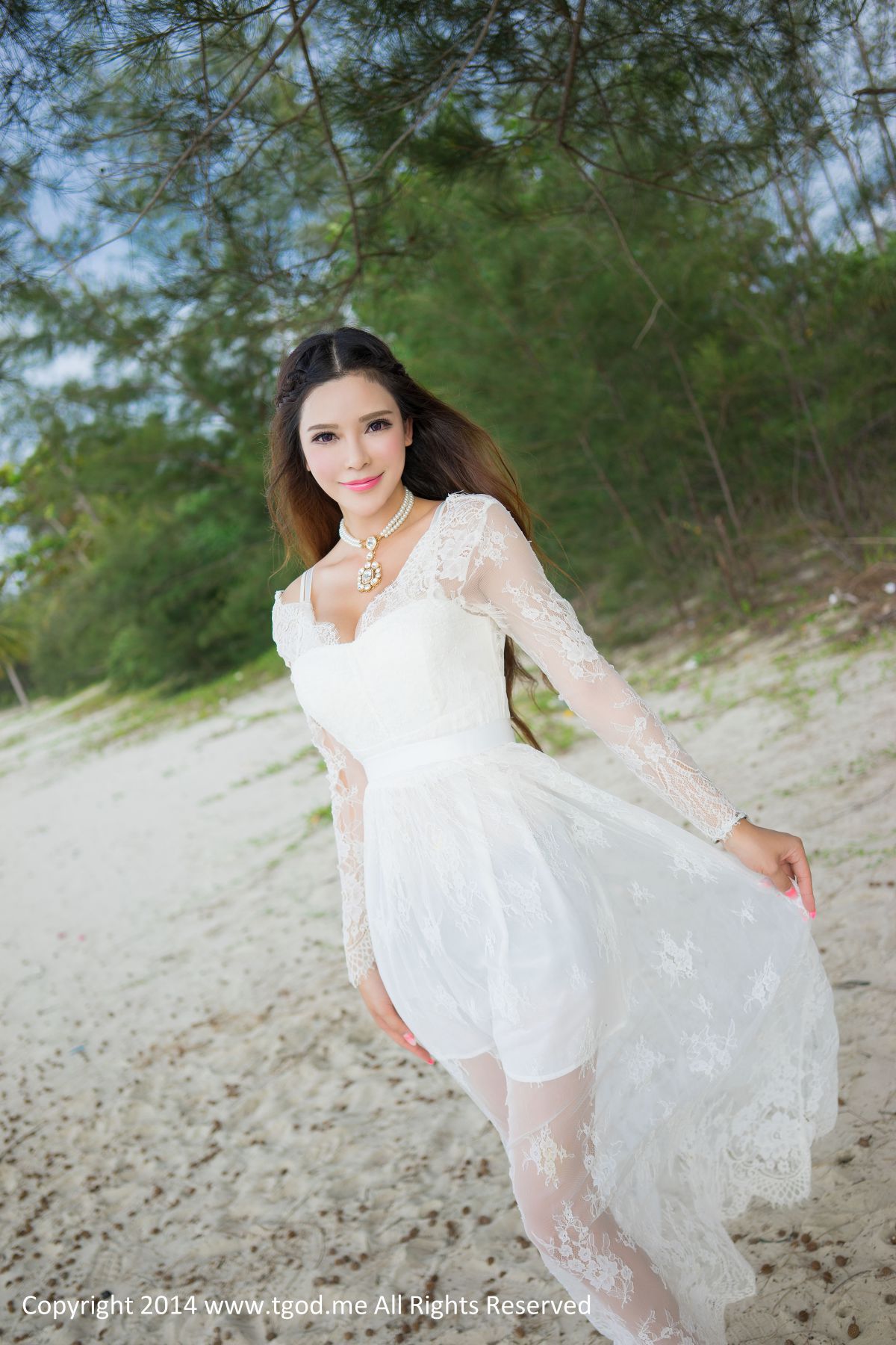 宛恩miyu《天使与魔鬼的并存》  写真集-图2