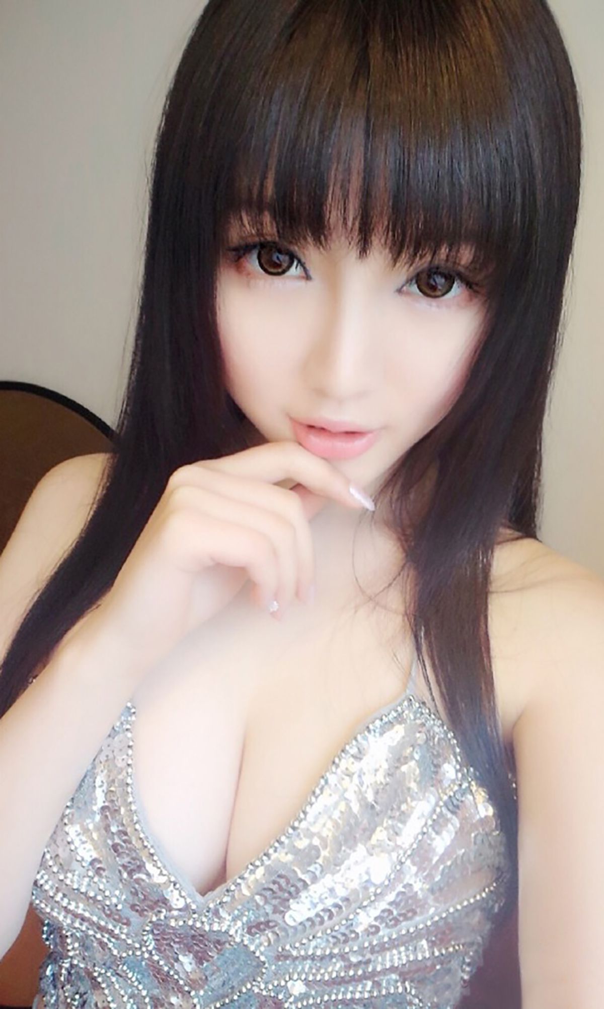 米妮大萌萌《童颜巨乳 秒杀宅男》  No.025-图2
