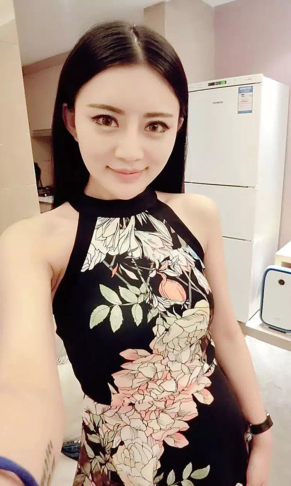 佳佳《十万伏特电力美女》  No.075-图2