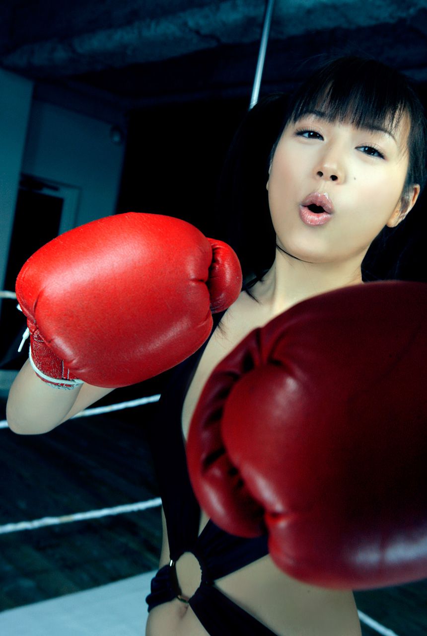 愛川ゆず季+佐野夏芽《Bomber Fight!》-图17