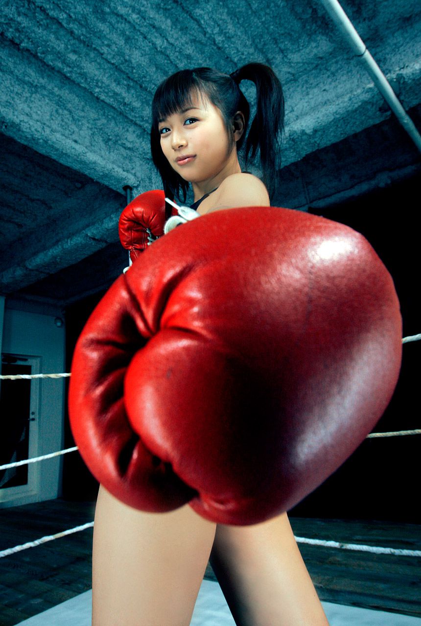 愛川ゆず季+佐野夏芽《Bomber Fight!》-图4