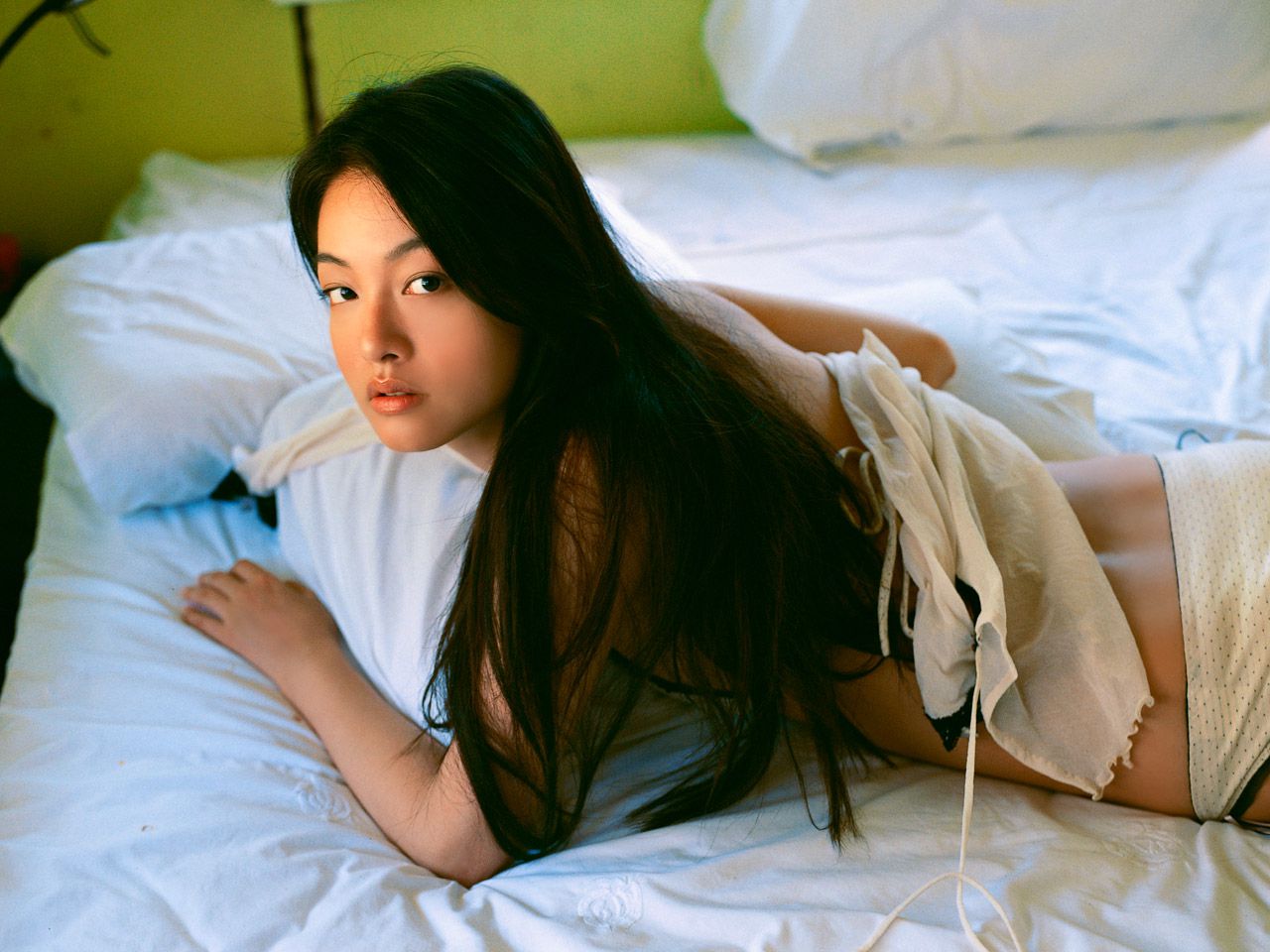 城山未帆 《目覚める柔肌》-图7