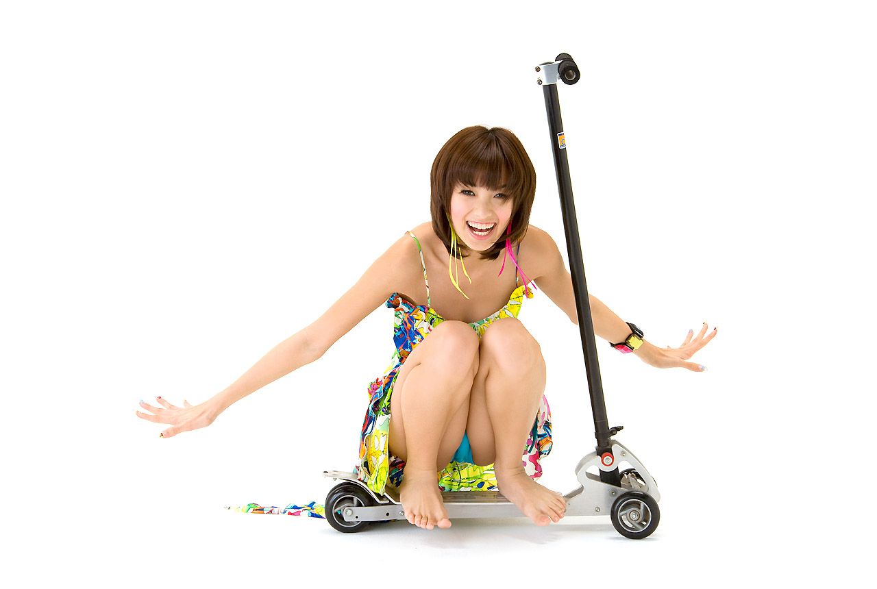 南明奈《Hot Stuff》-图2