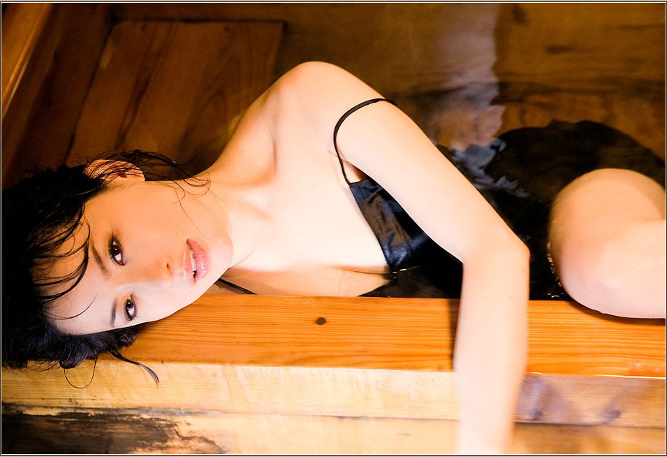 鈴木砂羽 Sawa Suzuki 《Back Brush》-图37