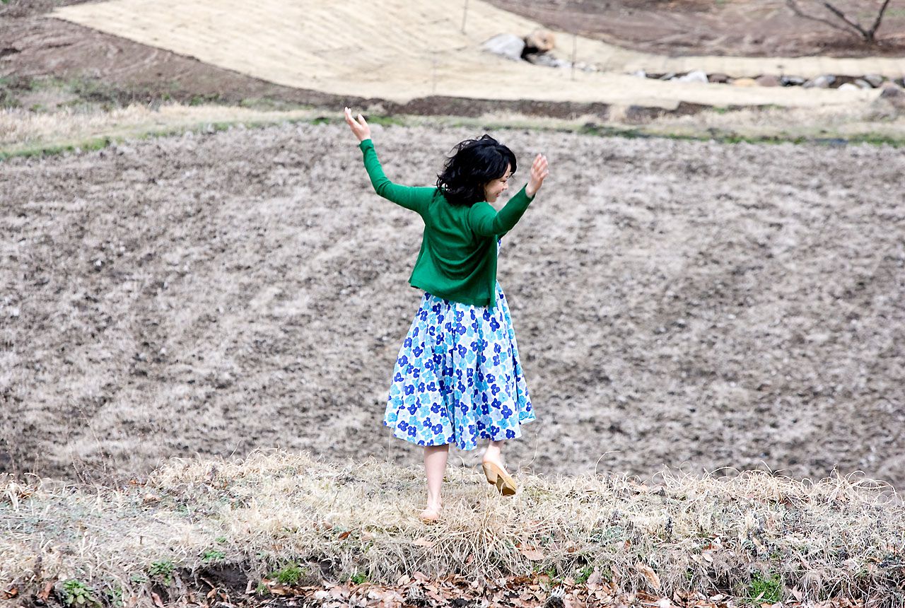 鈴木砂羽 Sawa Suzuki 《Back Brush》-图3