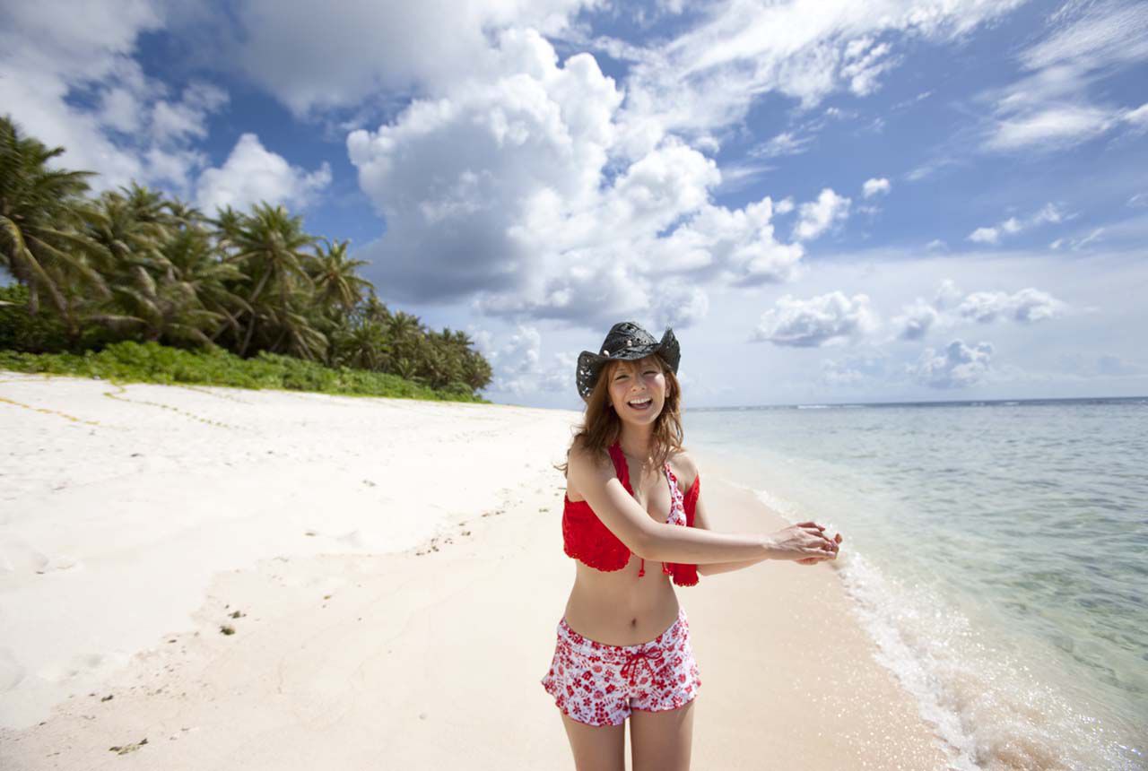 山本纱衣/スザンヌ 《Cant help fall in love》-图4