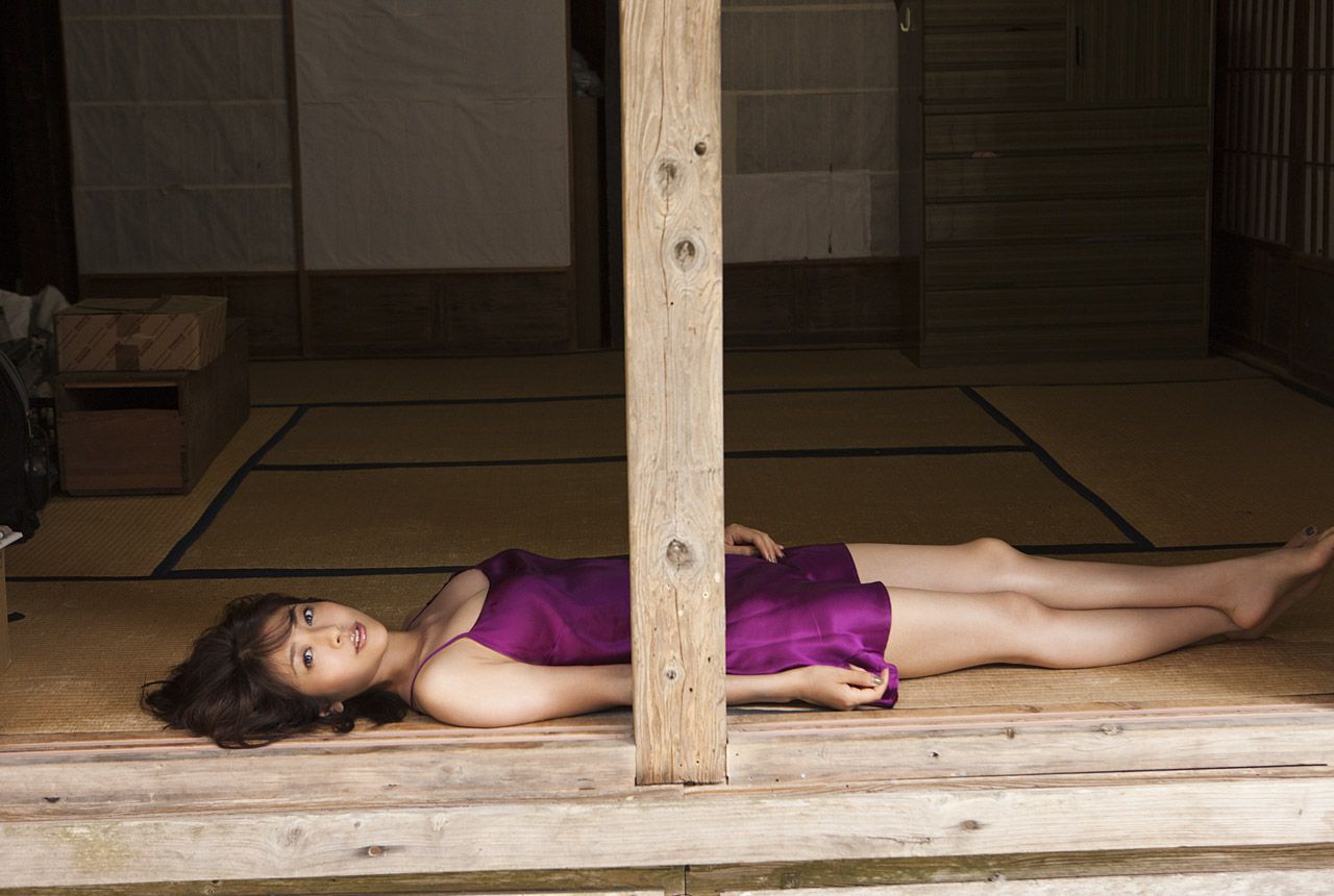 白石美帆《真夏の憧憬》-图4