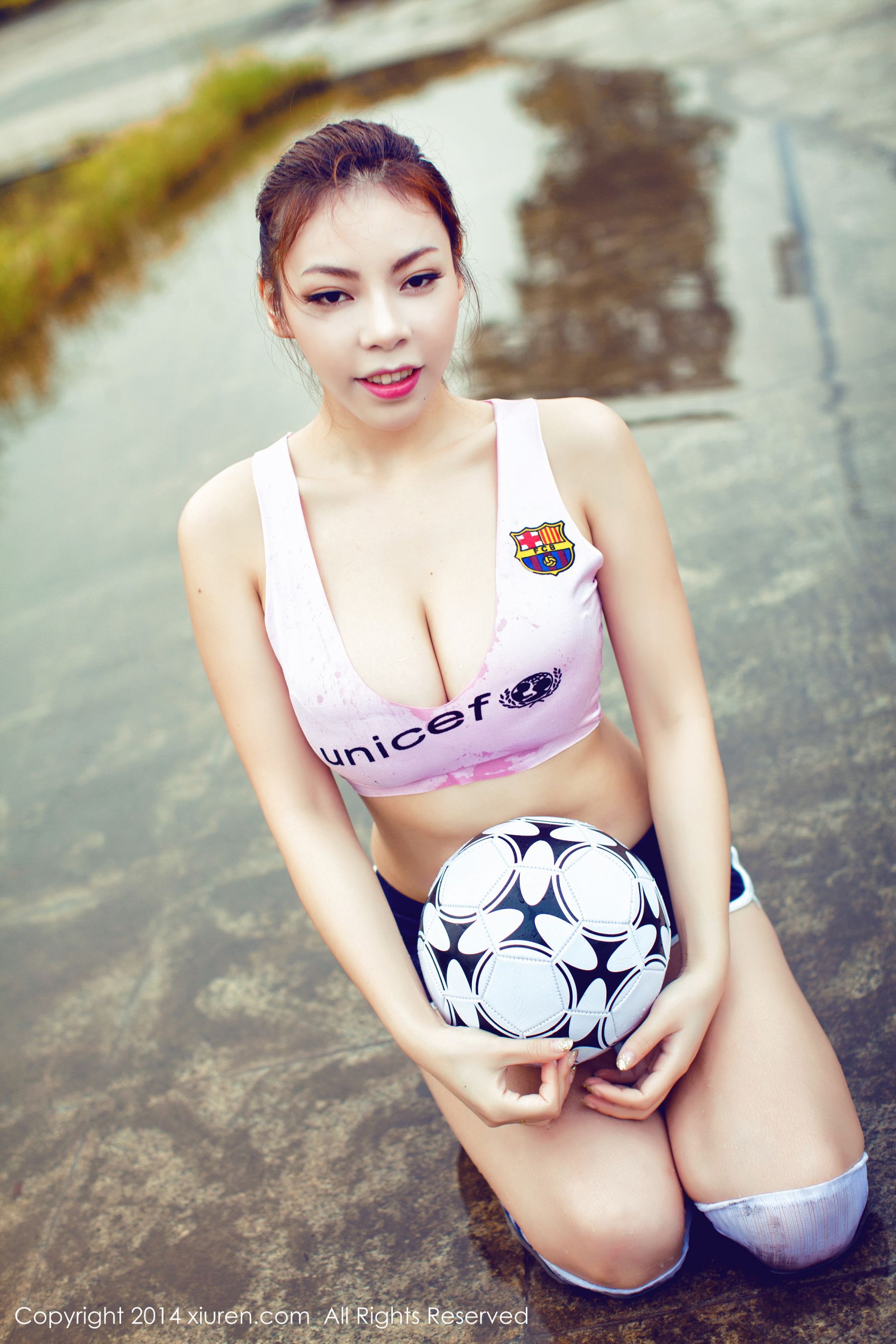 2014巴西世界杯足球宝贝合集  No.159-图25
