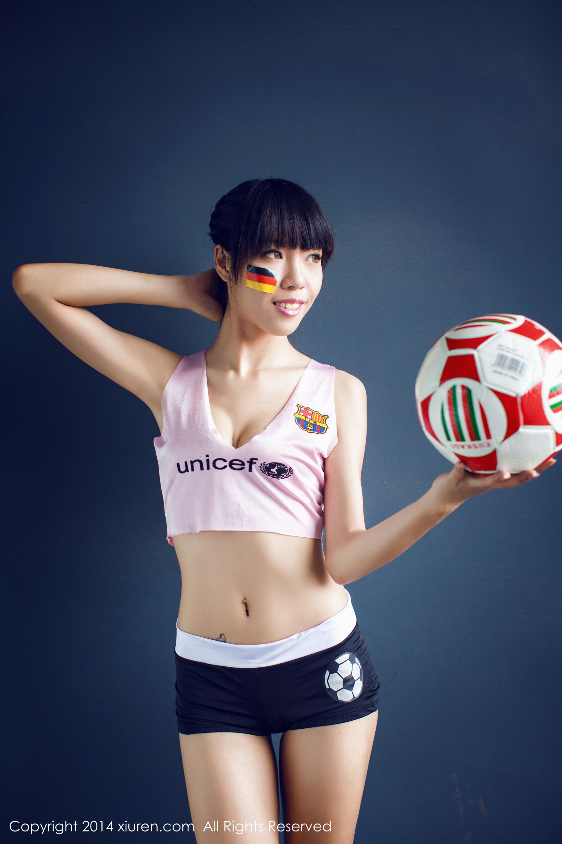 2014巴西世界杯足球宝贝合集  No.159-图42
