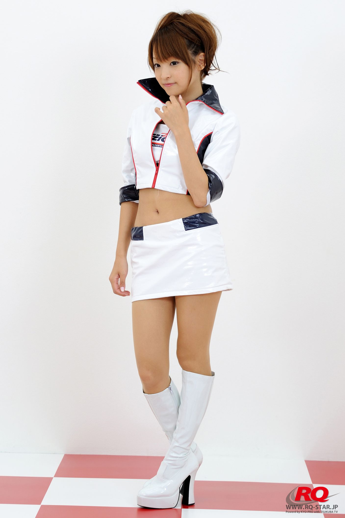 NO.00085 Mio Aoki 青木未央 Race Queen – 2008 5Zigen 写真集-图0