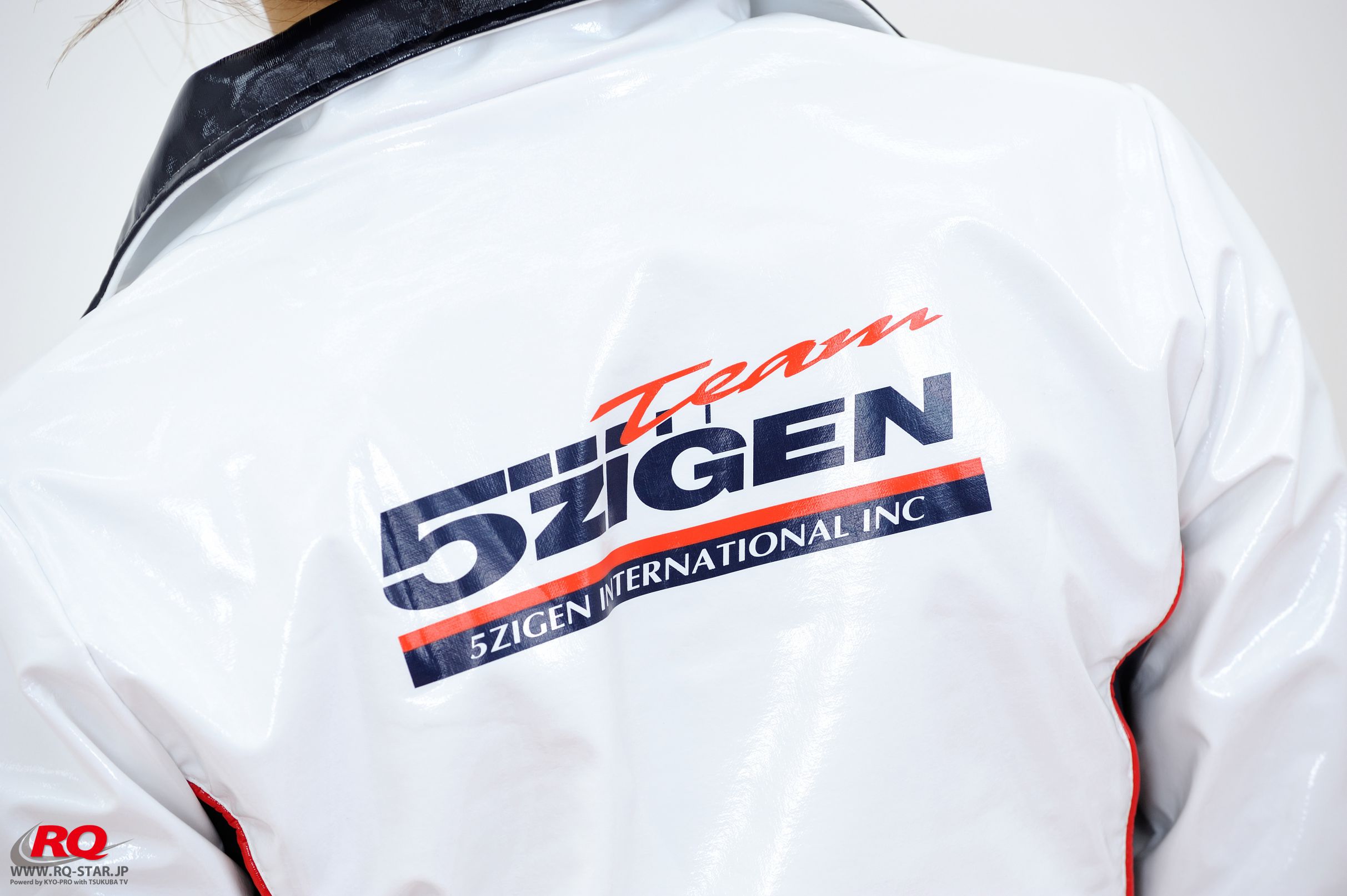 NO.00085 Mio Aoki 青木未央 Race Queen – 2008 5Zigen 写真集-图13