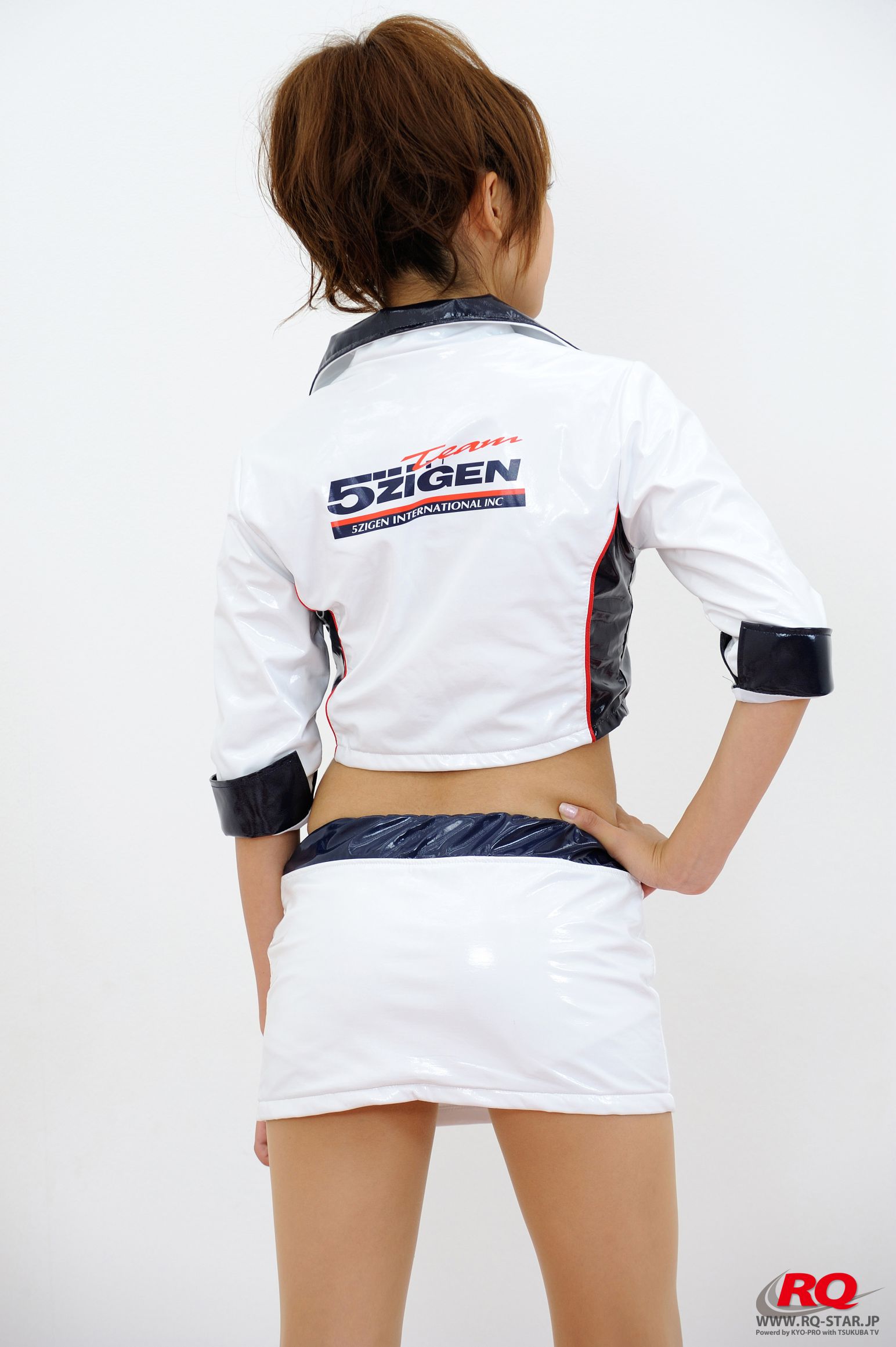 NO.00085 Mio Aoki 青木未央 Race Queen – 2008 5Zigen 写真集-图15