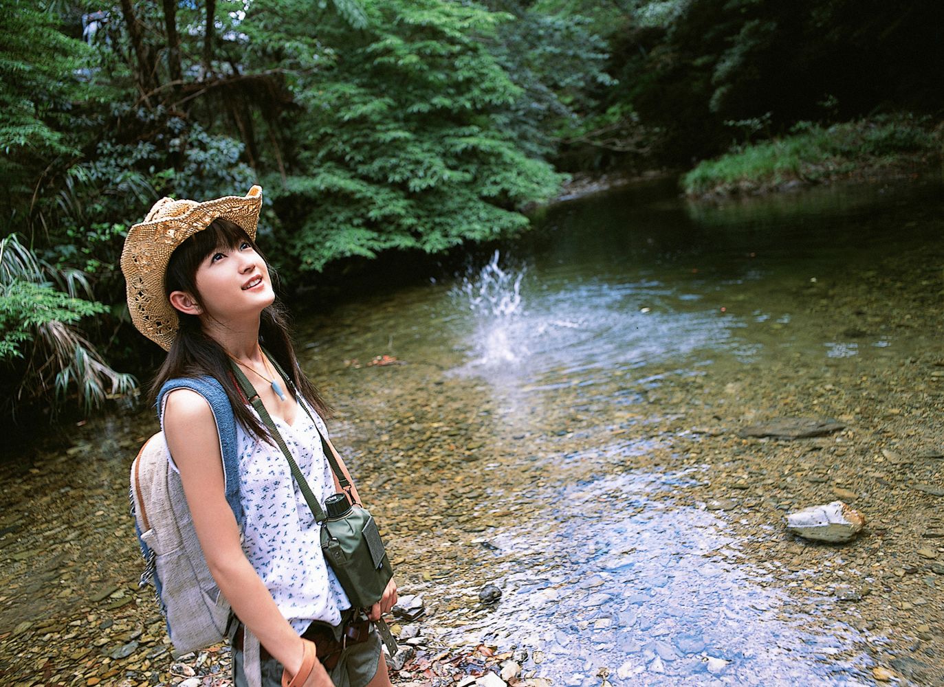 小松彩夏《おソトで大冒険》  Vol.146-图4