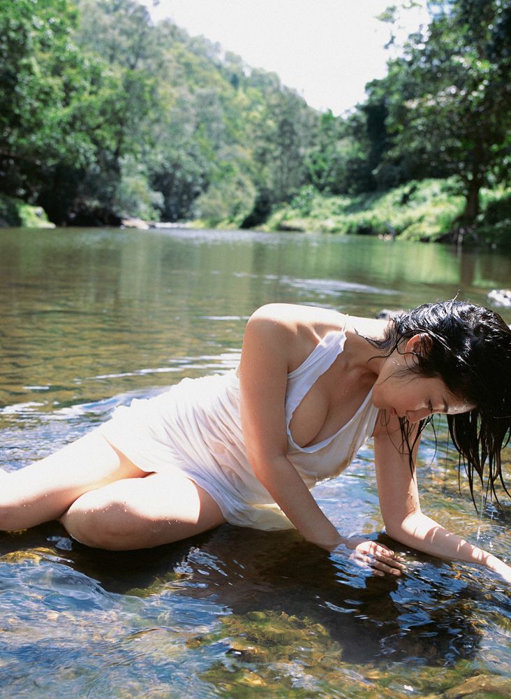 佐藤寛子《川の流れに、身をゆだねて…》  Vol.173-图9