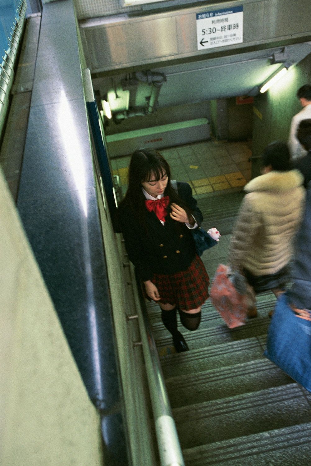 秋山莉奈《キミの素颜こつそりのぞいちやいま？？？た》  Vol.207-图8