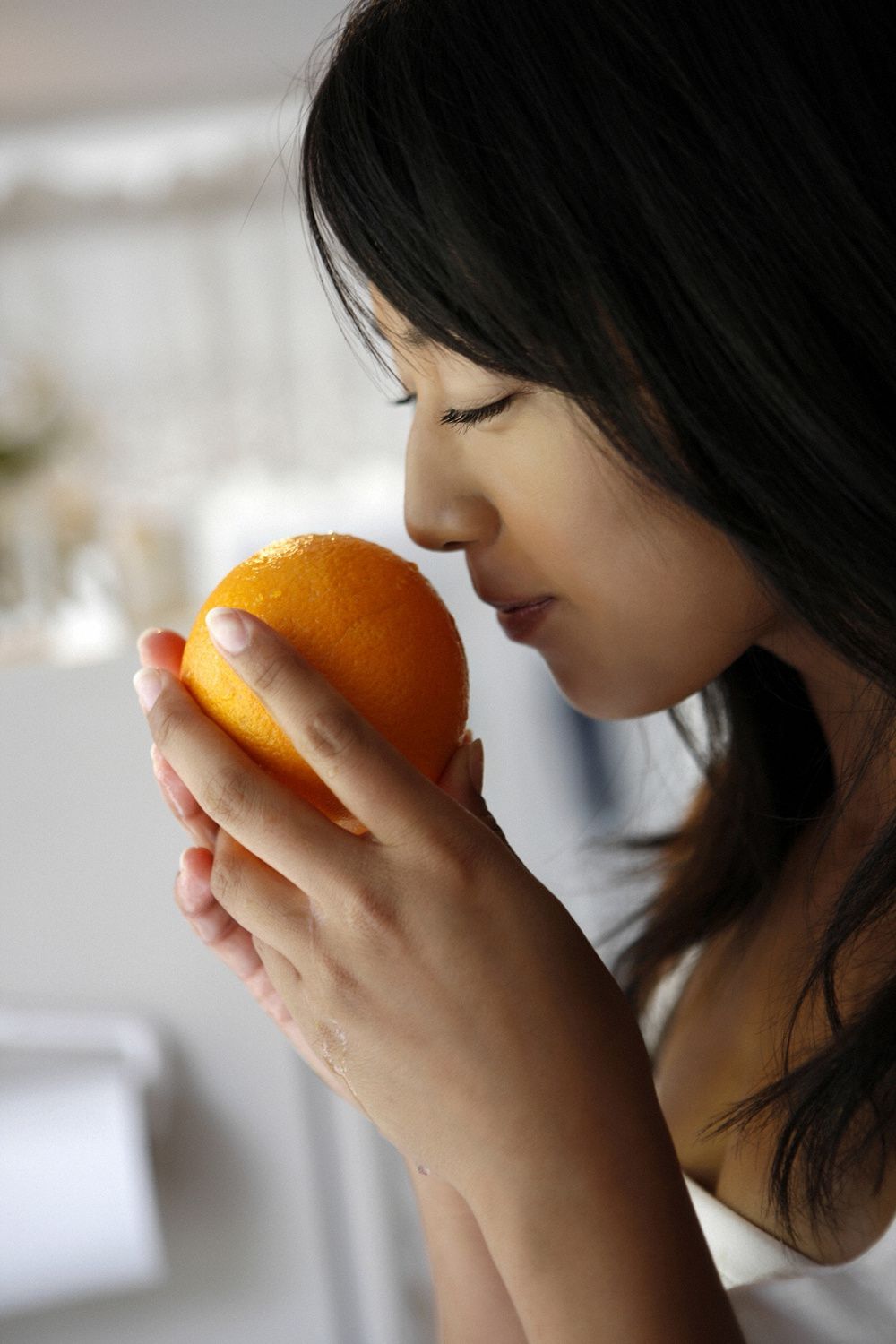 浅尾美和《ビーチの妖精、まどろみの休日》  Vol.357-图1