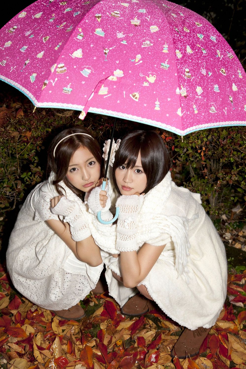 前田敦子/板野友美《あっちゃん ともちん、ふたりで…》  Vol.401-图13