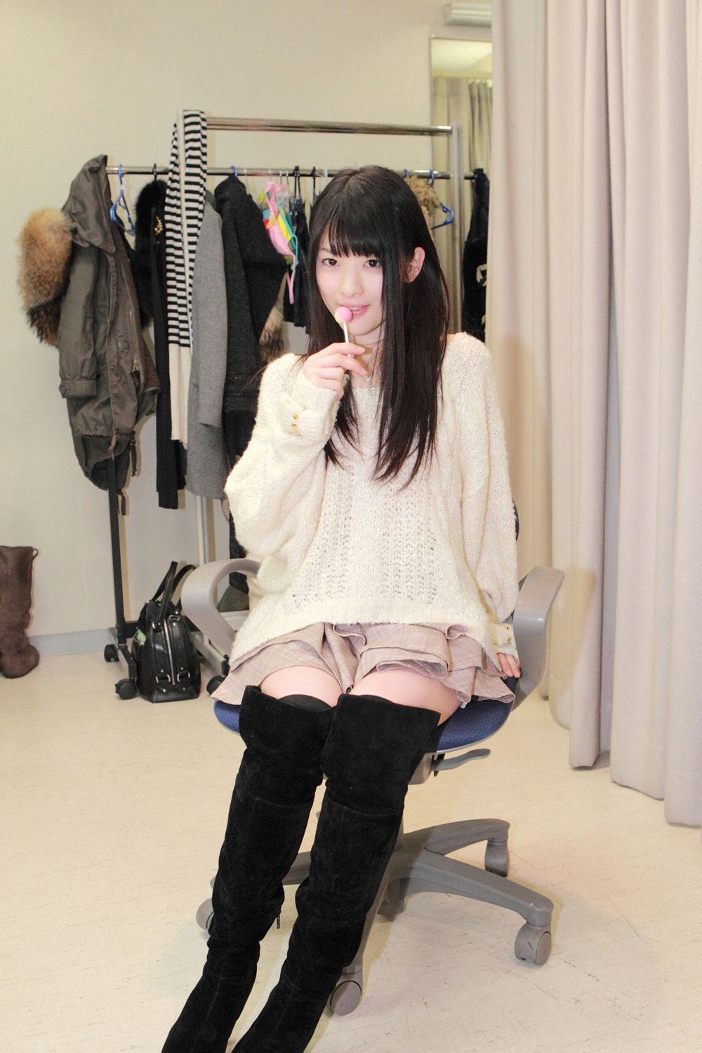 神谷えりな/神谷绘里奈《ガスマスクを脱いだ美少女！》  Vol.547-图47