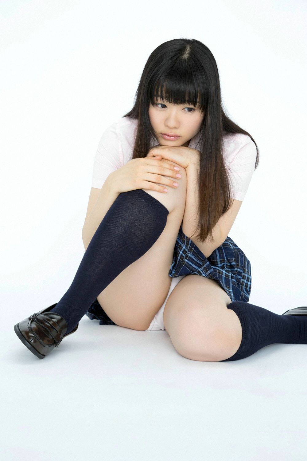 Arisa Shirota 白田ありさ《Eカップのグラビアカメラマン入学！》  Vol.620-图4