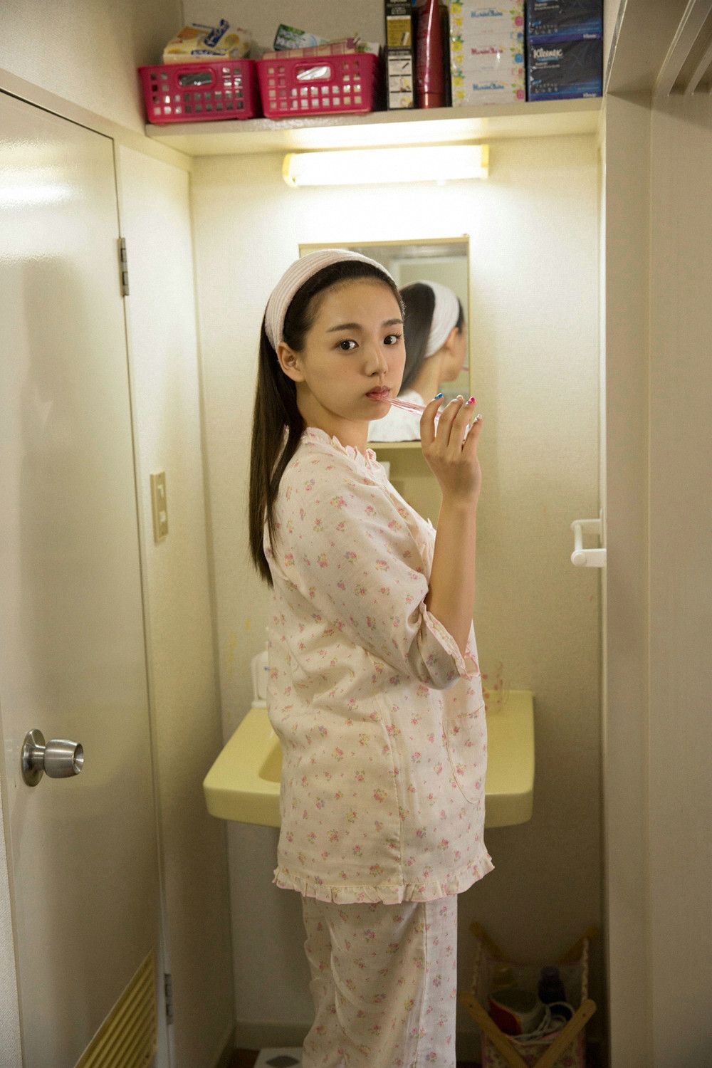 篠崎愛《In The Room》  Vol.629-图20