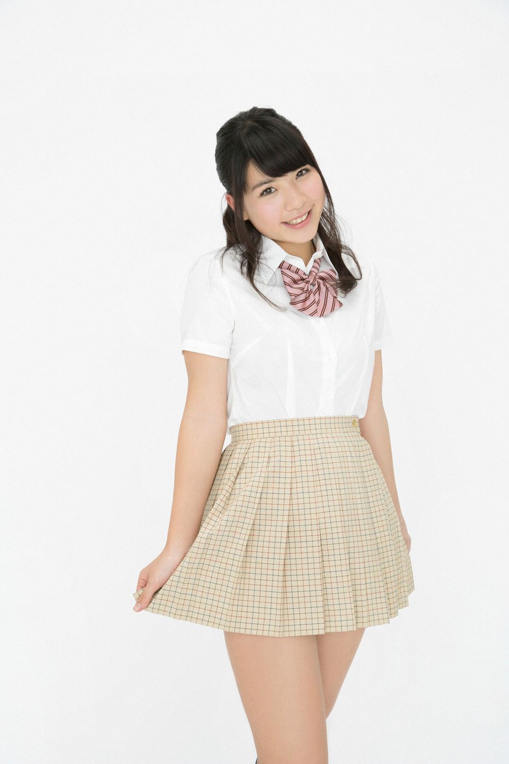 芹沢潤/芹泽润《日本一スカートが短い现役女子高生グラドル入学！》  Vol.640-图1