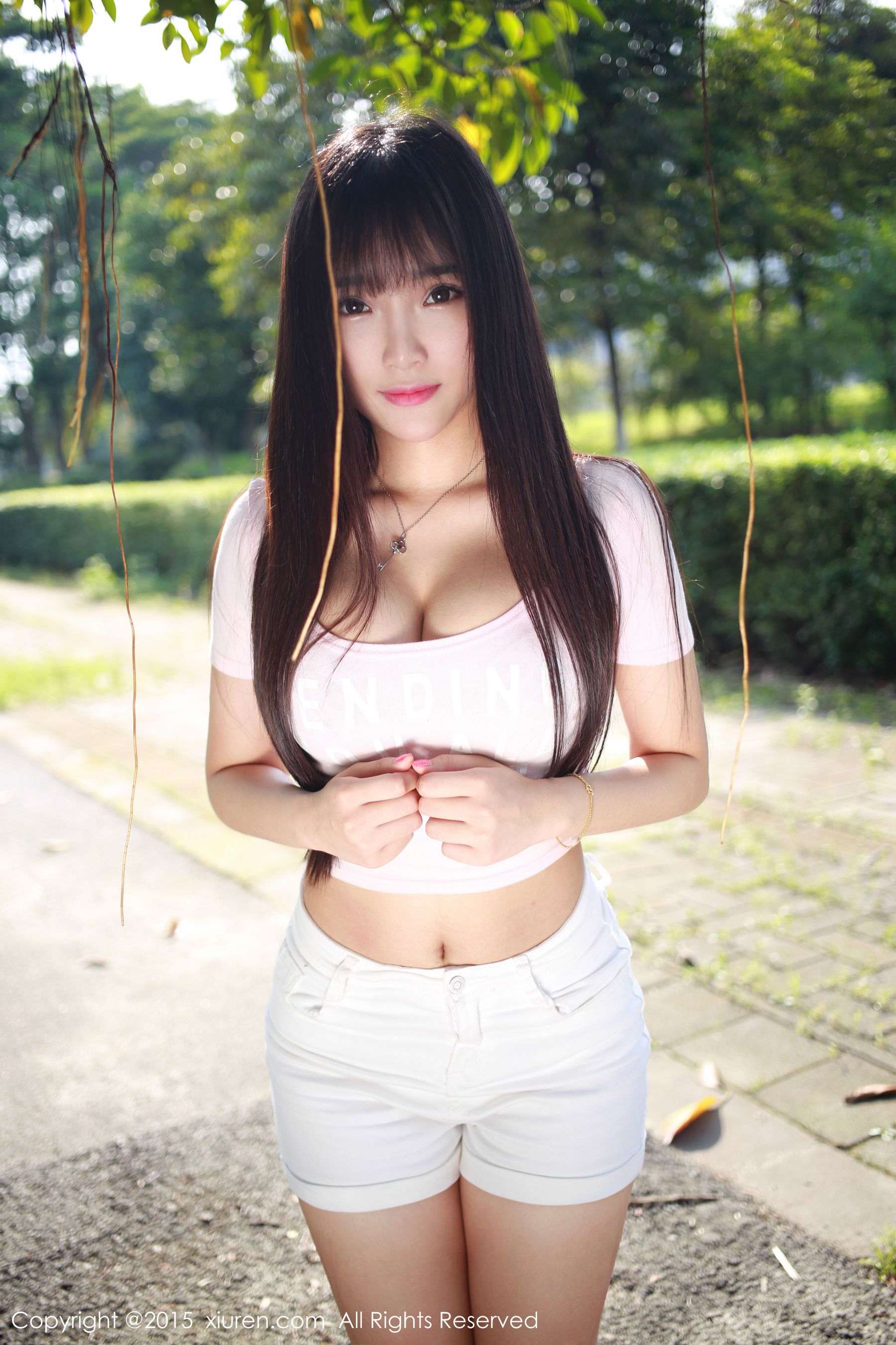 夏瑶baby《清新热裤妹子外拍》  No.345-图8