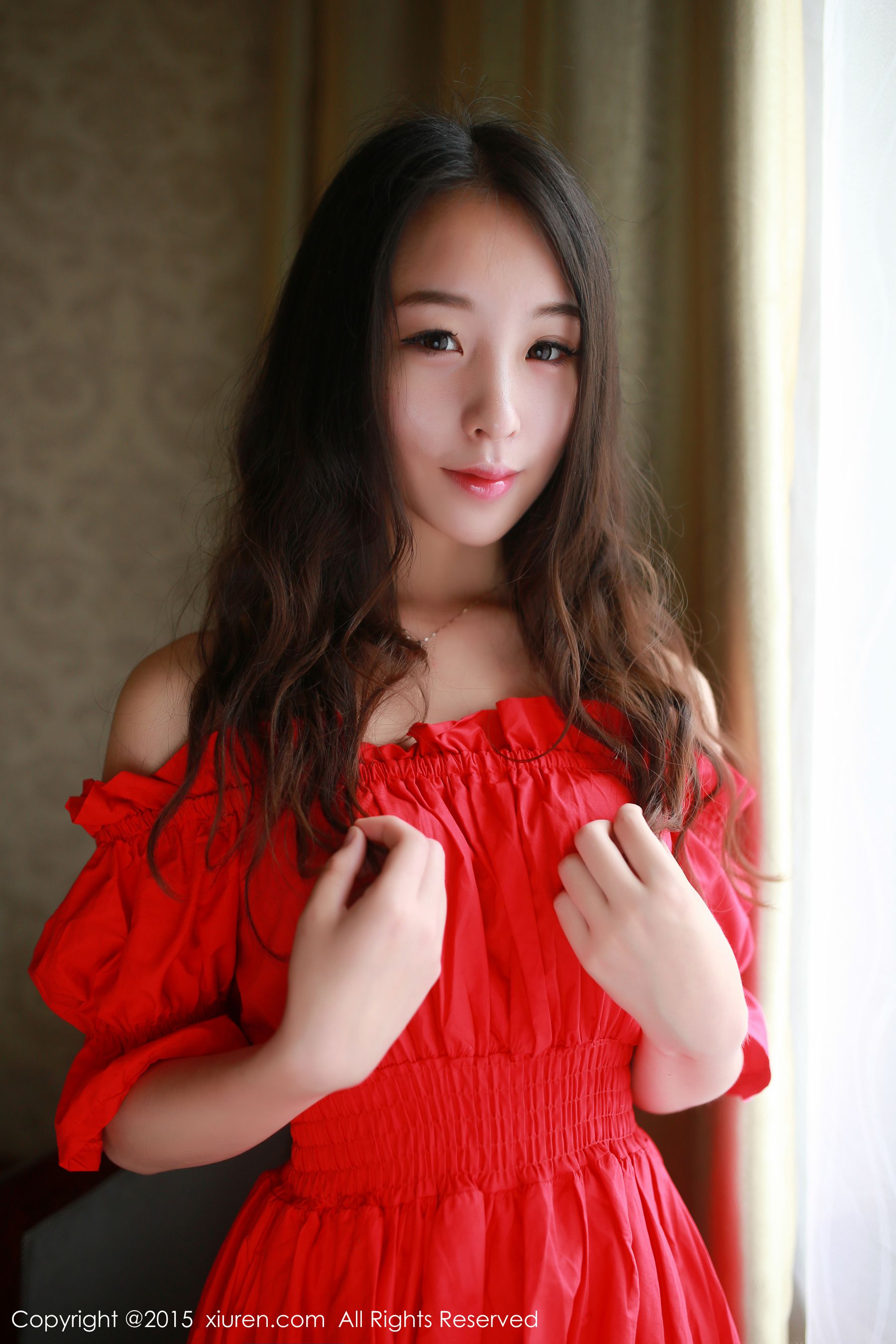 梓萱Crystal《连衣裙+热裤+网袜制服》  No.347-图1