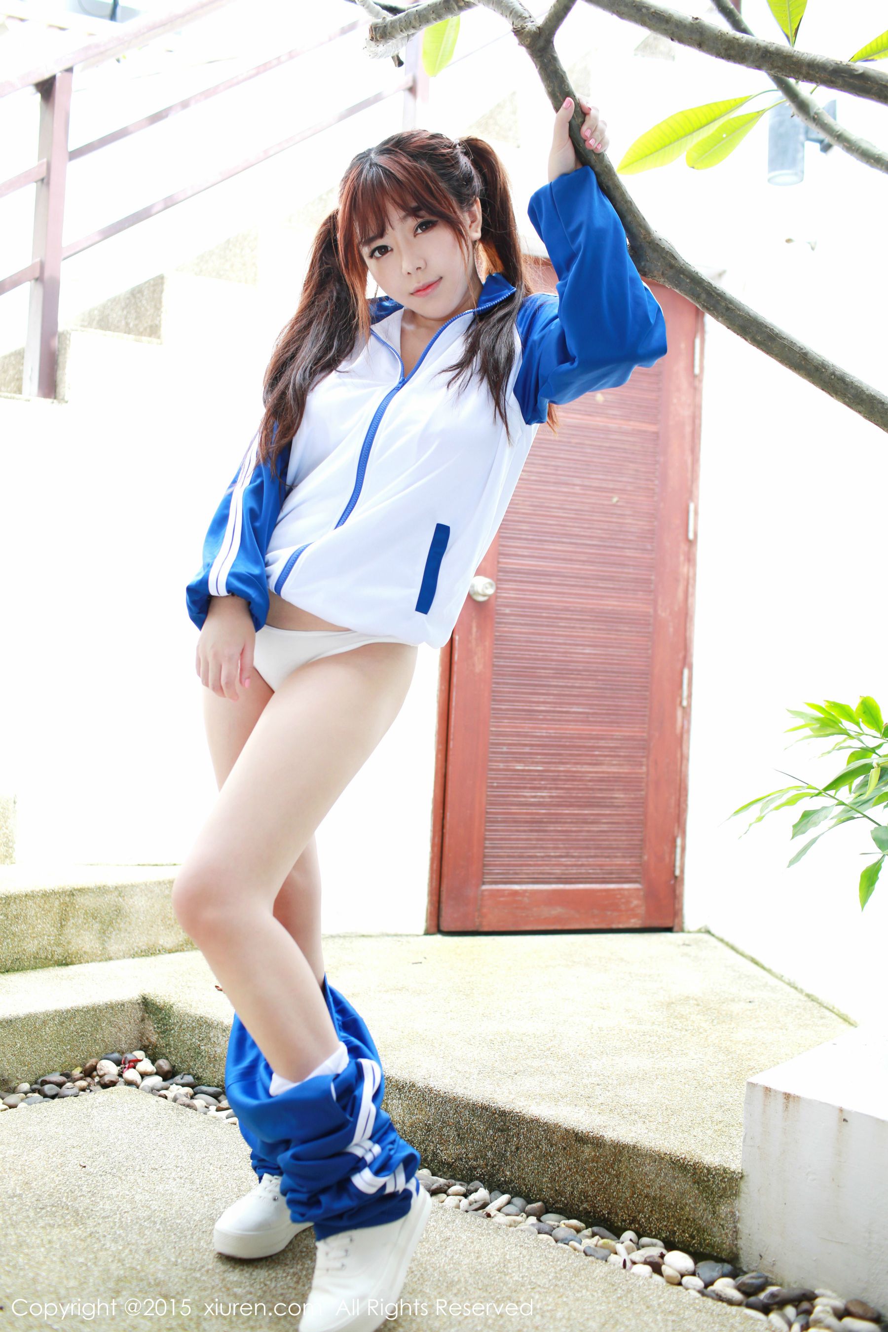 刘飞儿Faye《校服诱惑+比基尼》  No.430-图6