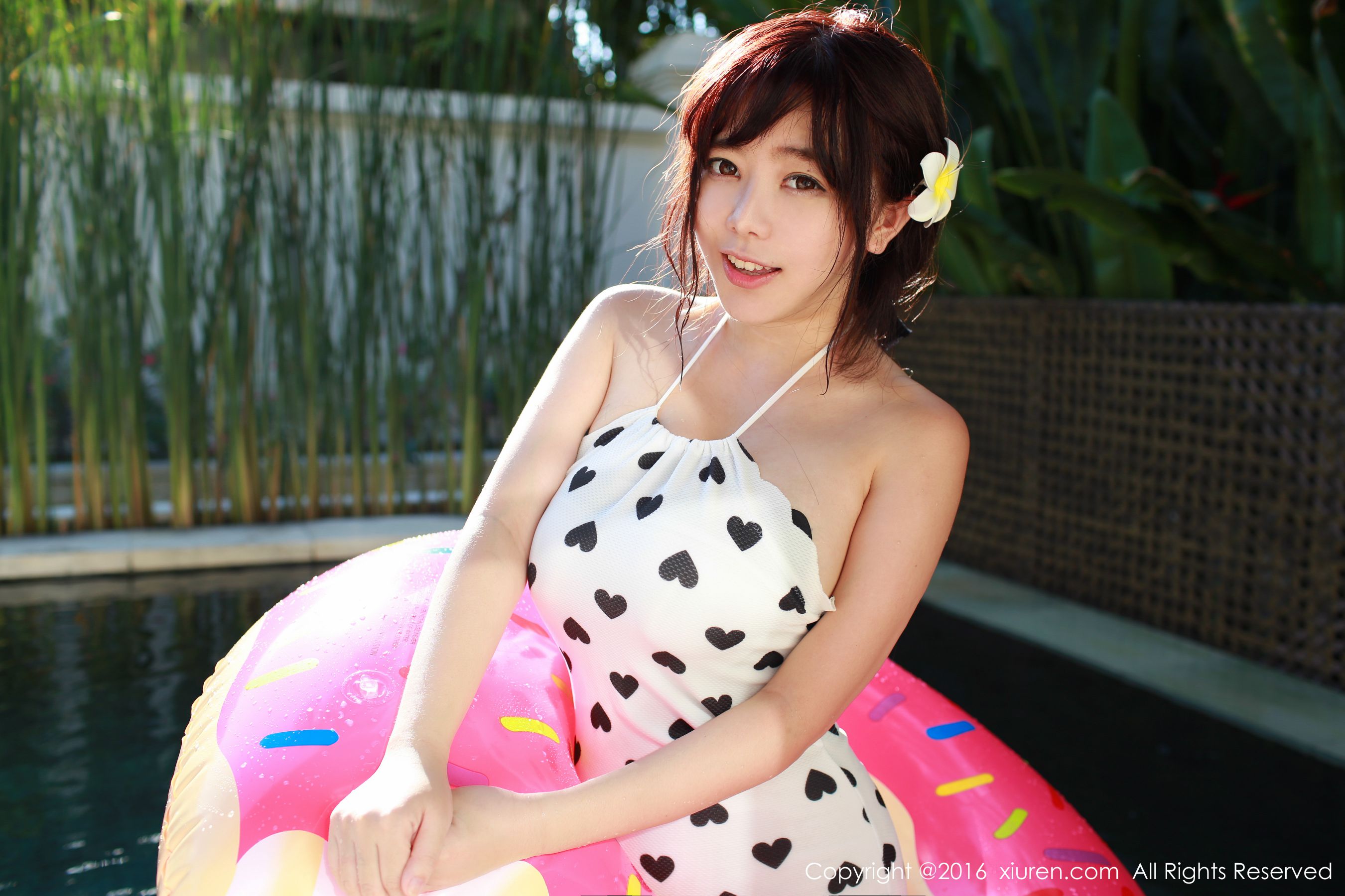 刘飞儿Faye《吊带牛仔热裤+比基尼》  No.470-图49