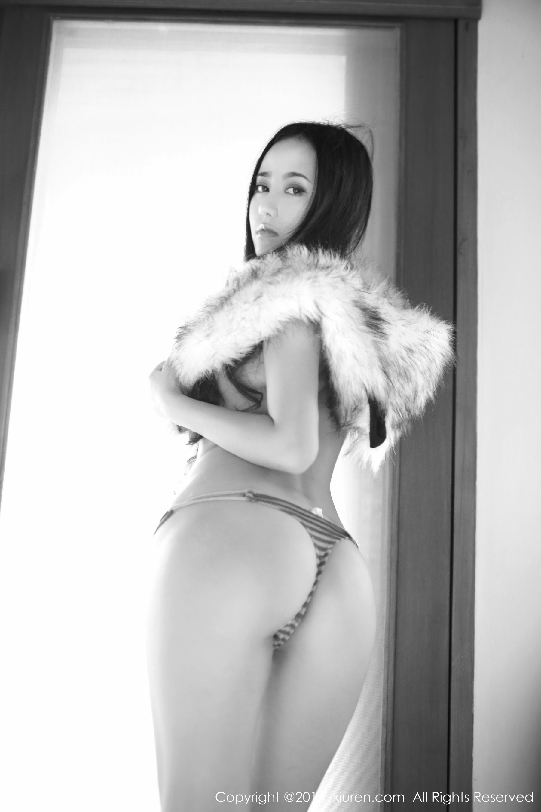 Manuela玛鲁娜《超短牛仔丁字裤+无敌翘臀诱惑》  No.487-图42