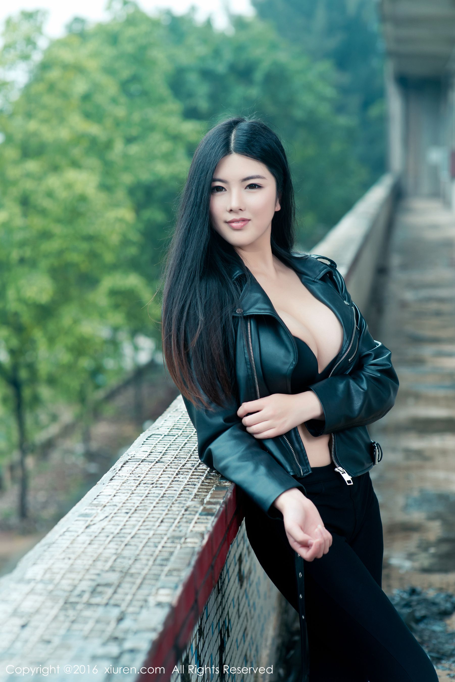 娜露Selena《日系清新巨乳小美女》  No.518-图1