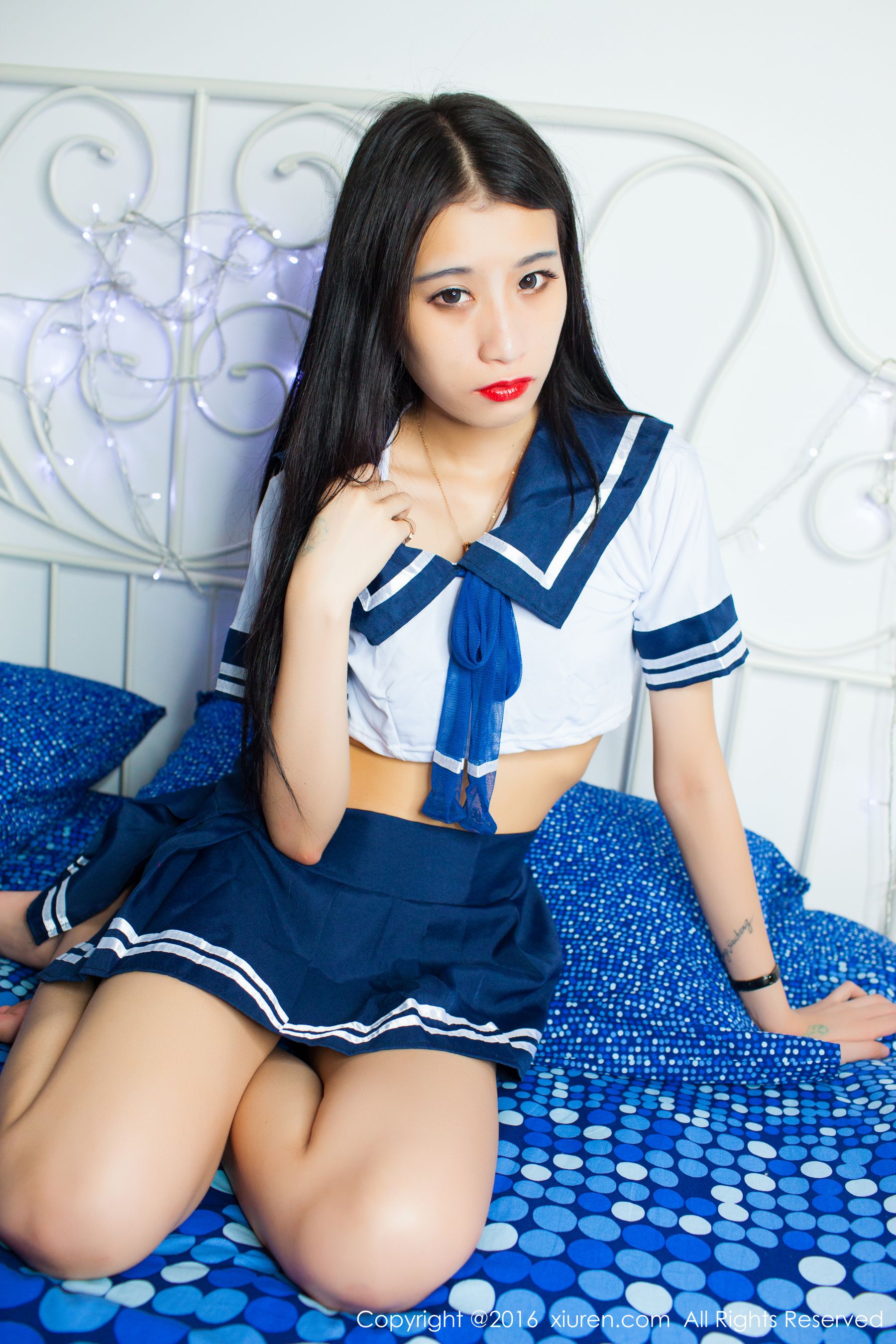 黄炜婷Tina《空姐制服、性感肚兜，清纯学生装与诱惑捆绑系列》  No.637-图34