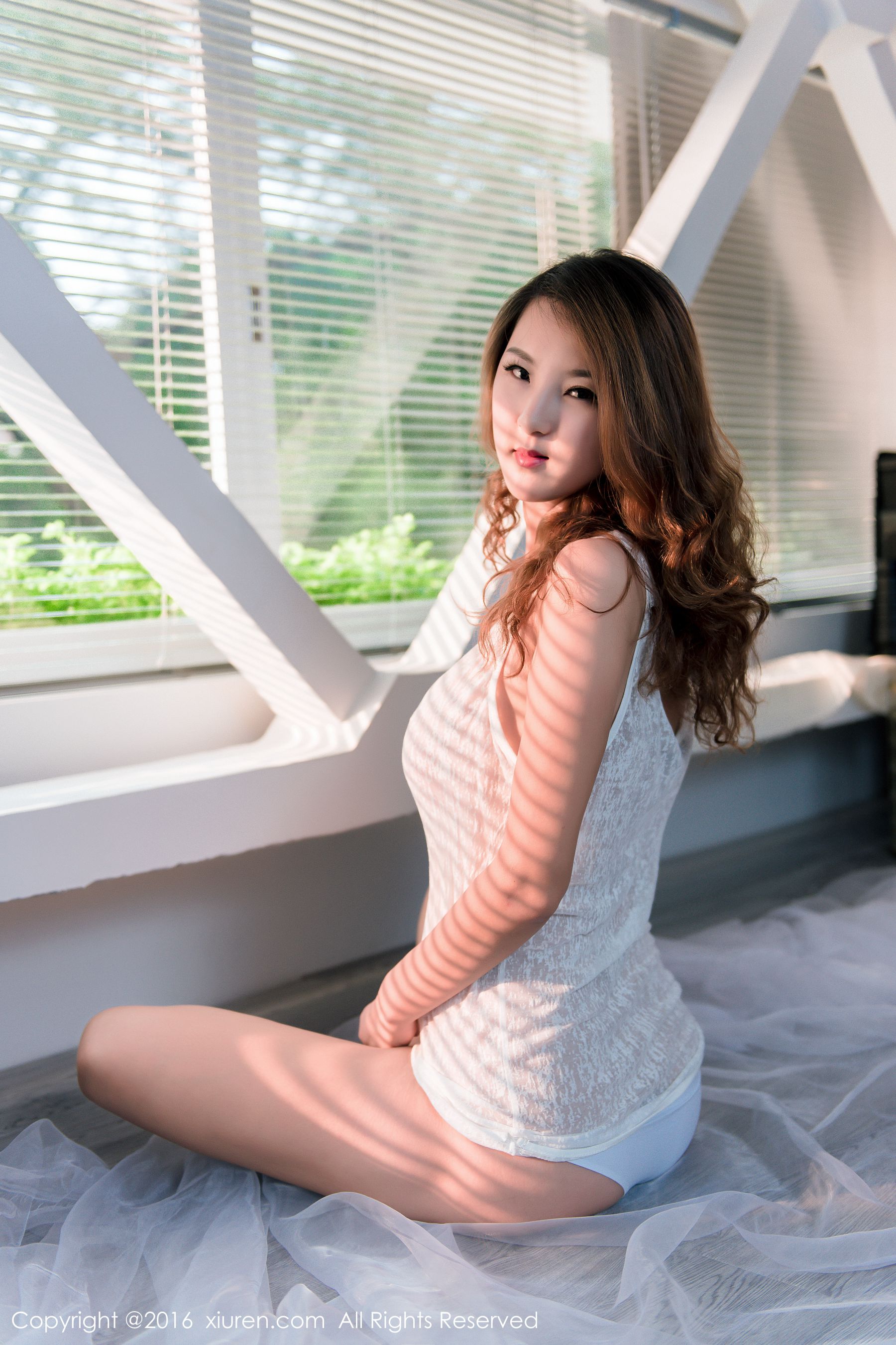小妮子Julia《丰硕、巨乳肥臀》  No.642-图47
