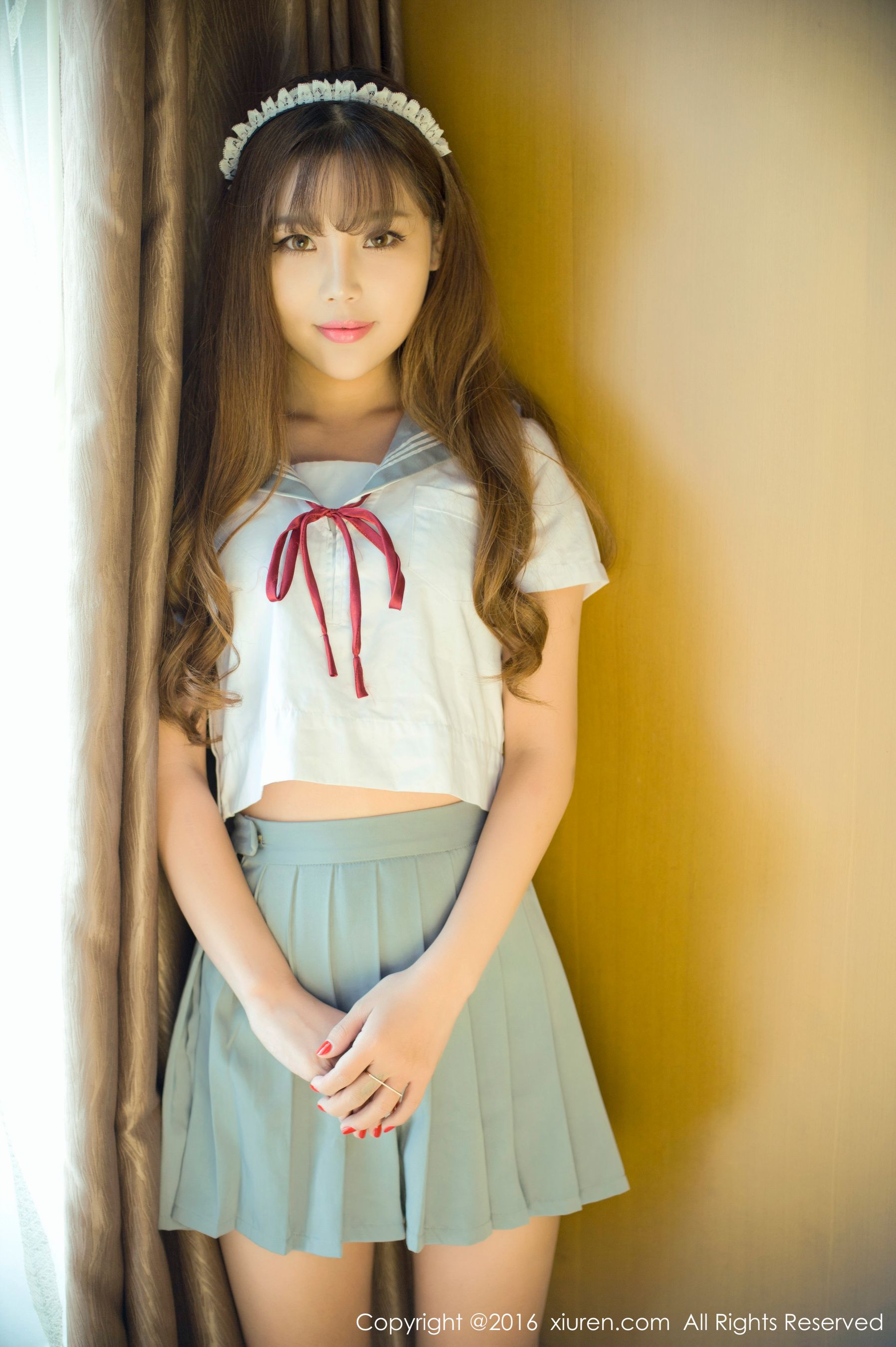 周予然《高中校服户外爆乳，经典日系校服》  No.651-图0