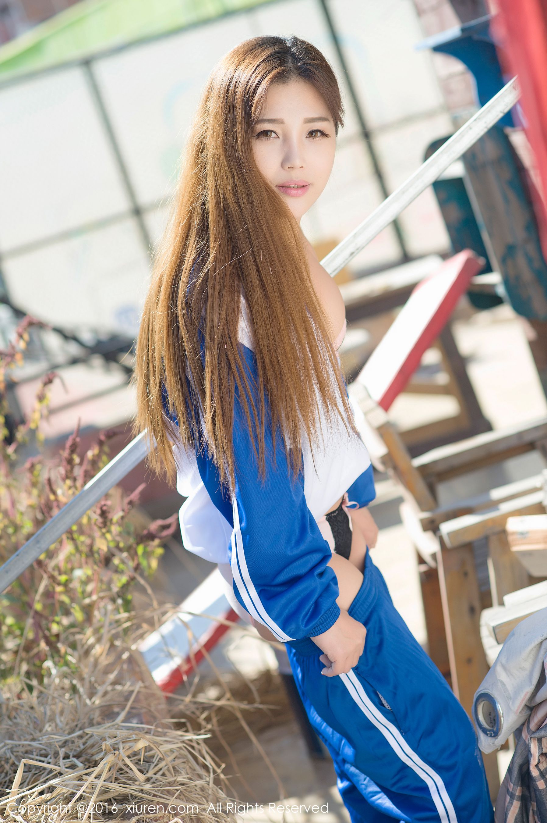 周予然《高中校服户外爆乳，经典日系校服》  No.651-图61