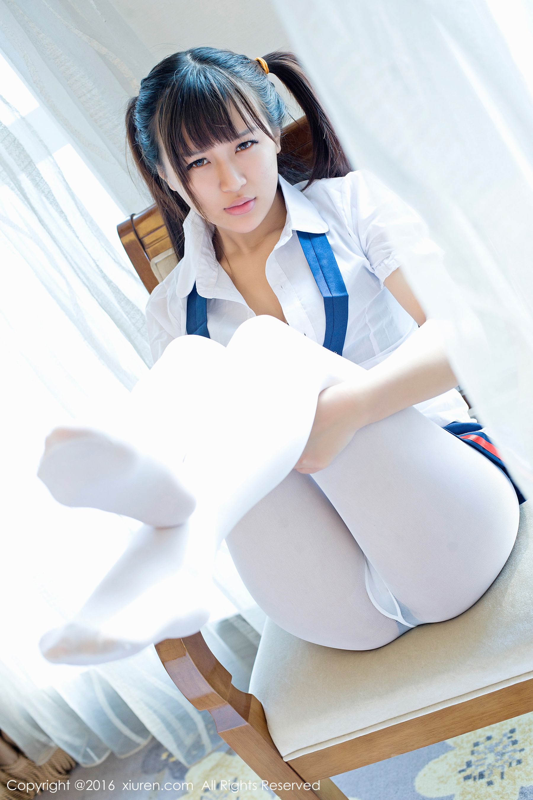 v熙熙熙熙恩v(李佳瞳)《日系短裙、卡哇伊内衣、学生装白色丝袜》  No.672-图47