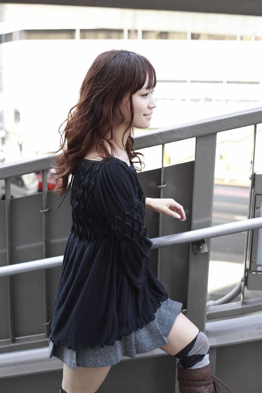 Eri Kamei 亀井絵里  Vol.65-图1