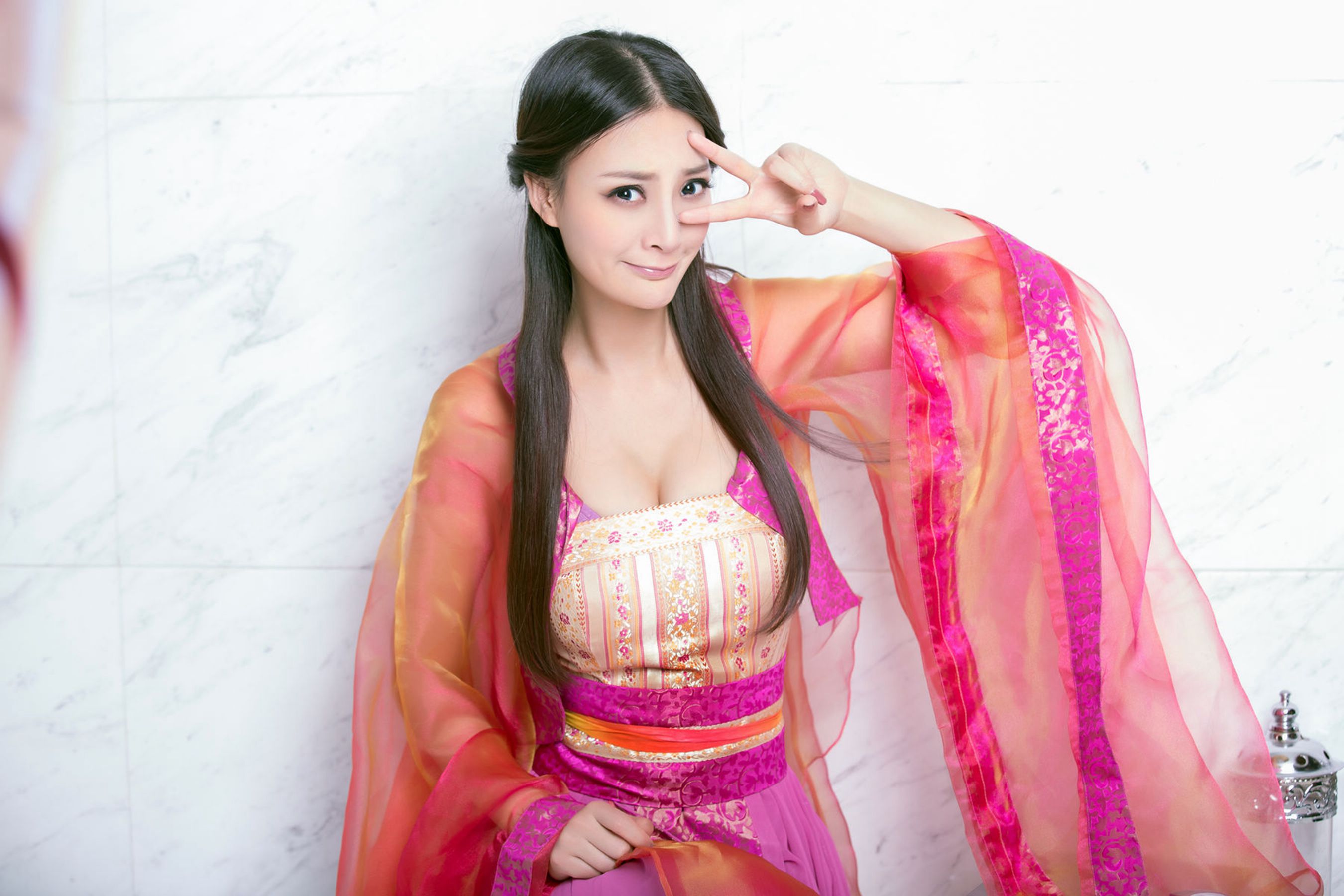 王李丹妮《汹涌婀娜，挺拔又苗条到不科学》  No.022-图31