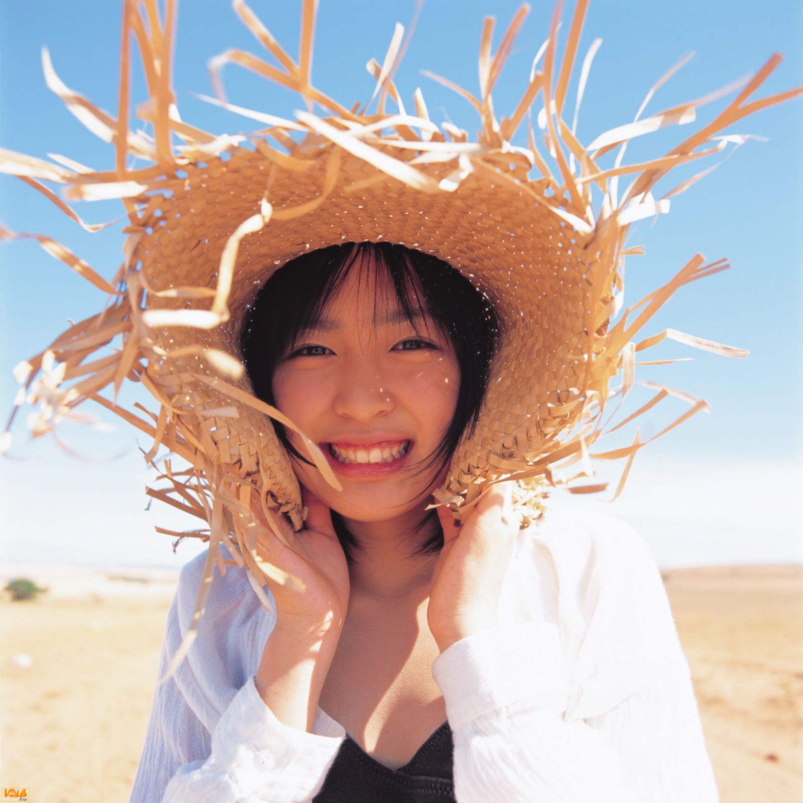 黒川芽以《Nina – Special Wallpaper》   2004年12月刊-图11