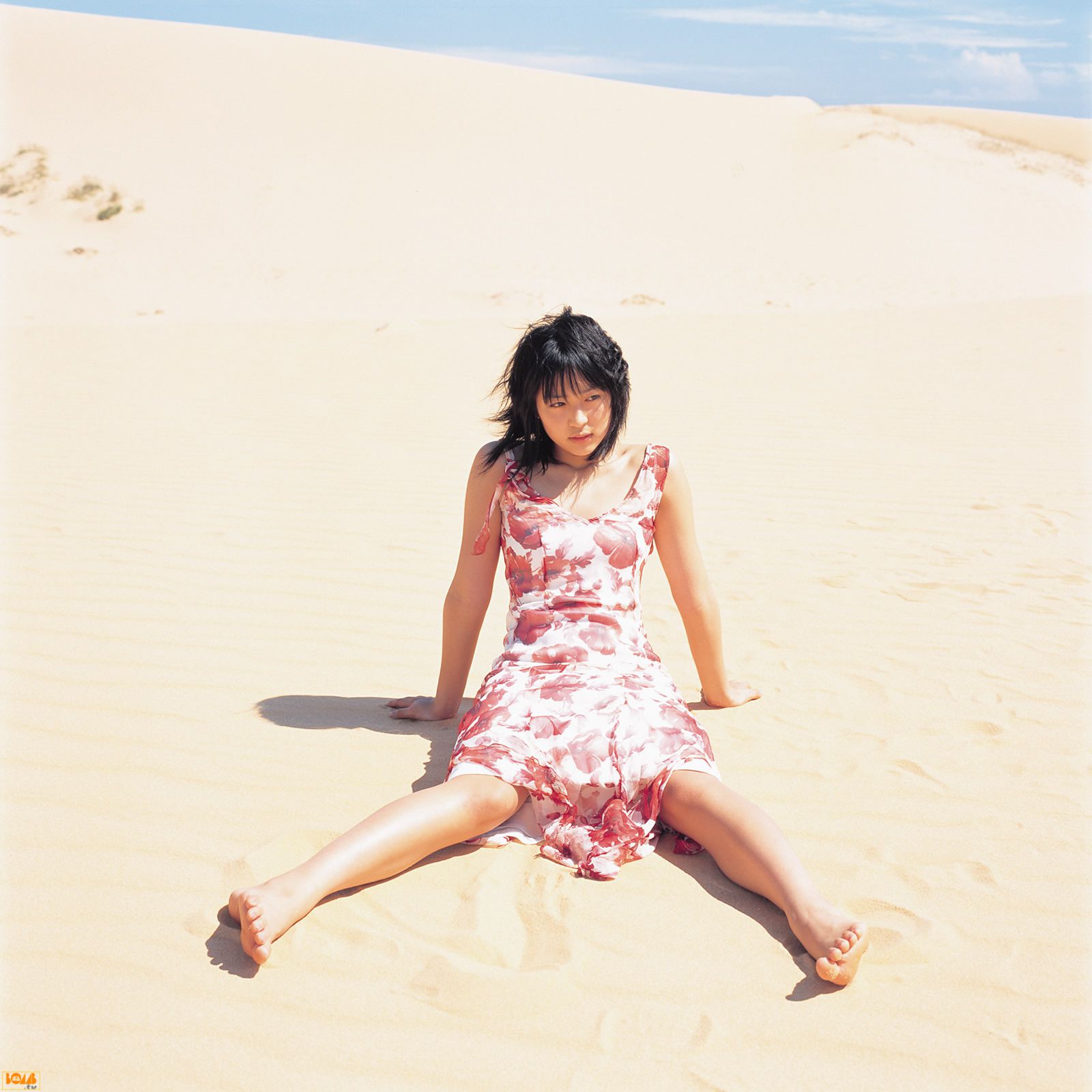 黒川芽以《Nina – Special Wallpaper》   2004年12月刊-图18