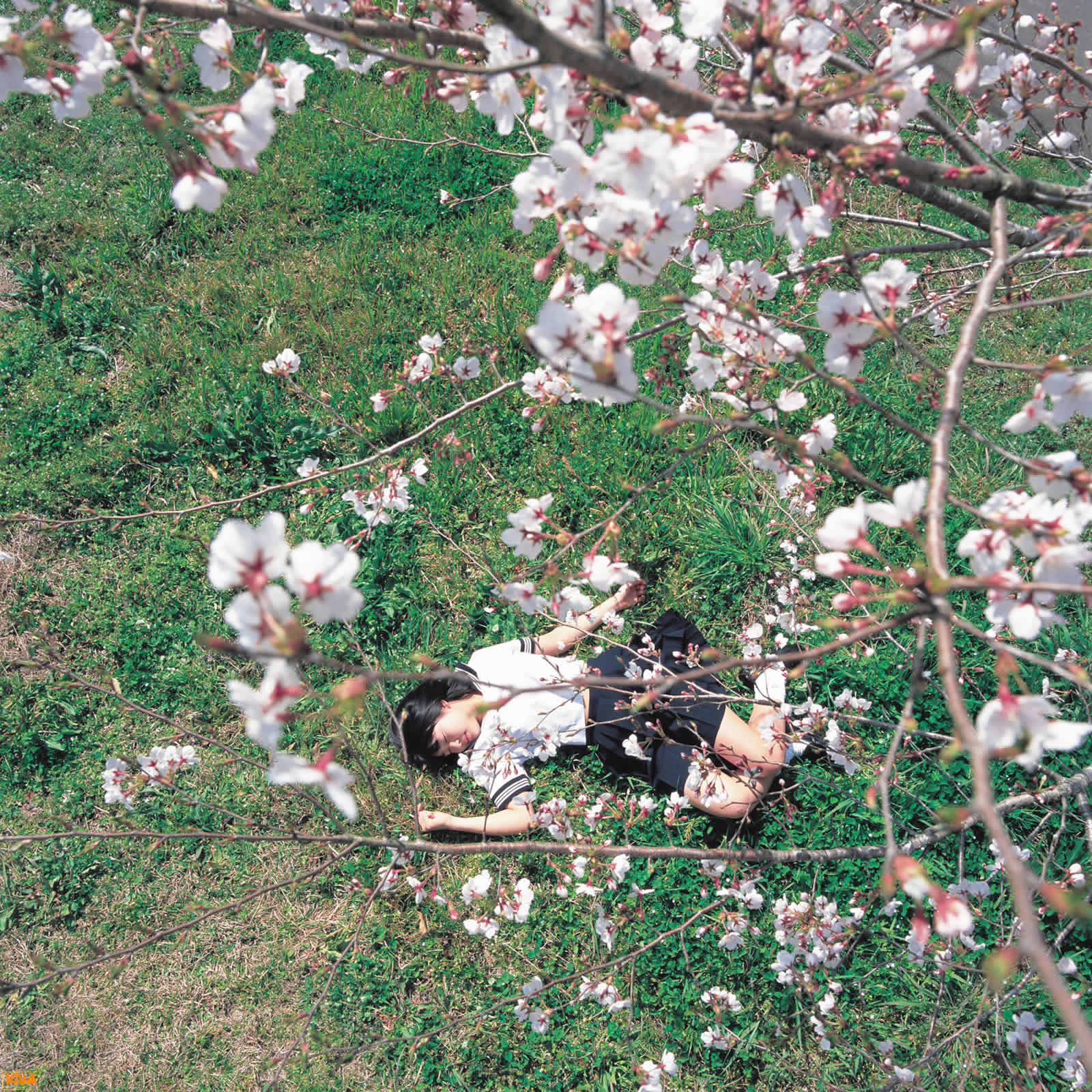 黒川芽以《Nina – Special Wallpaper》   2004年12月刊-图22