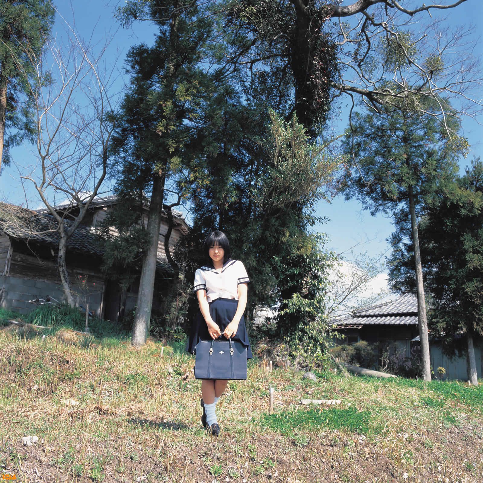 黒川芽以《Nina – Special Wallpaper》   2004年12月刊-图24