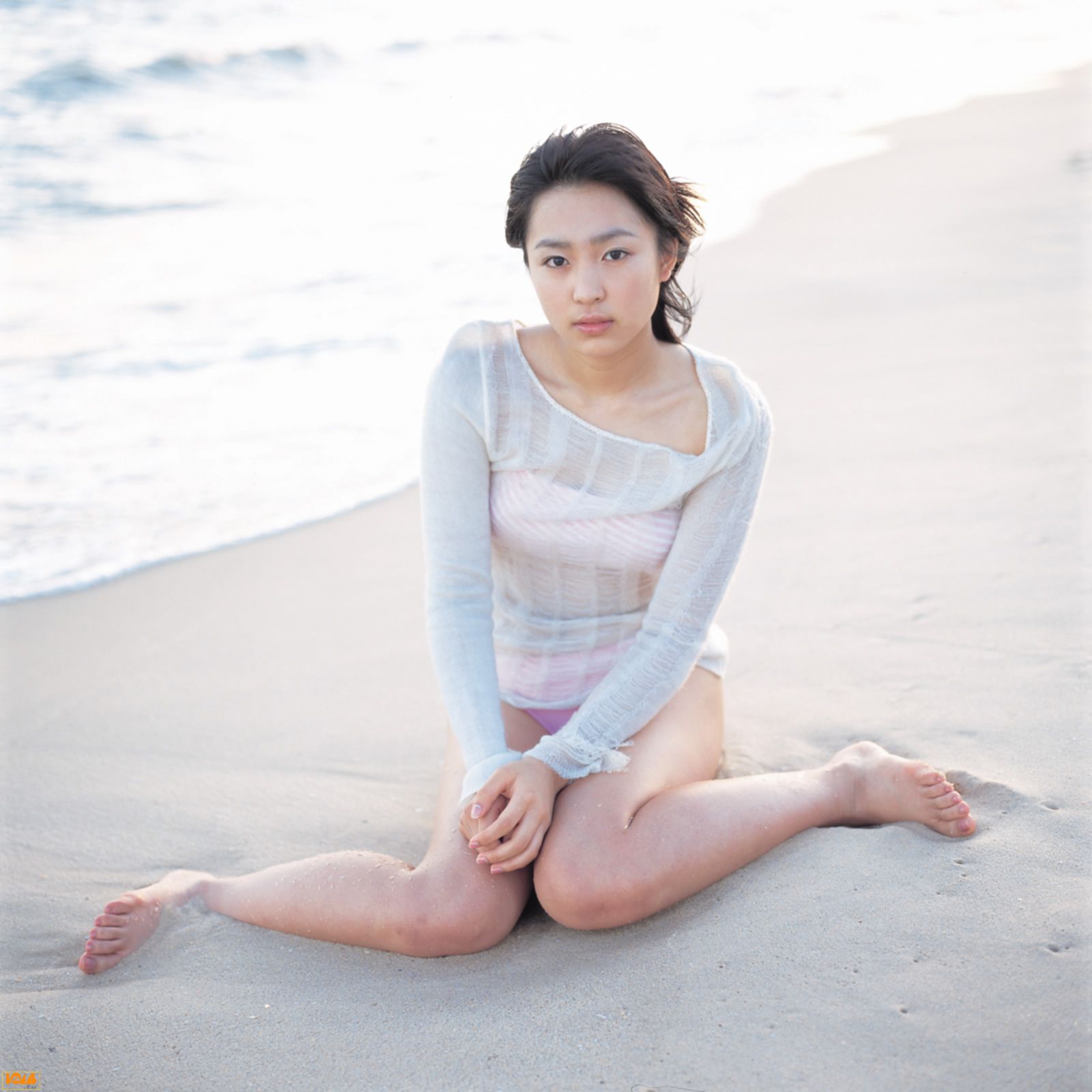 黒川芽以《Nina – Special Wallpaper》   2004年12月刊-图39