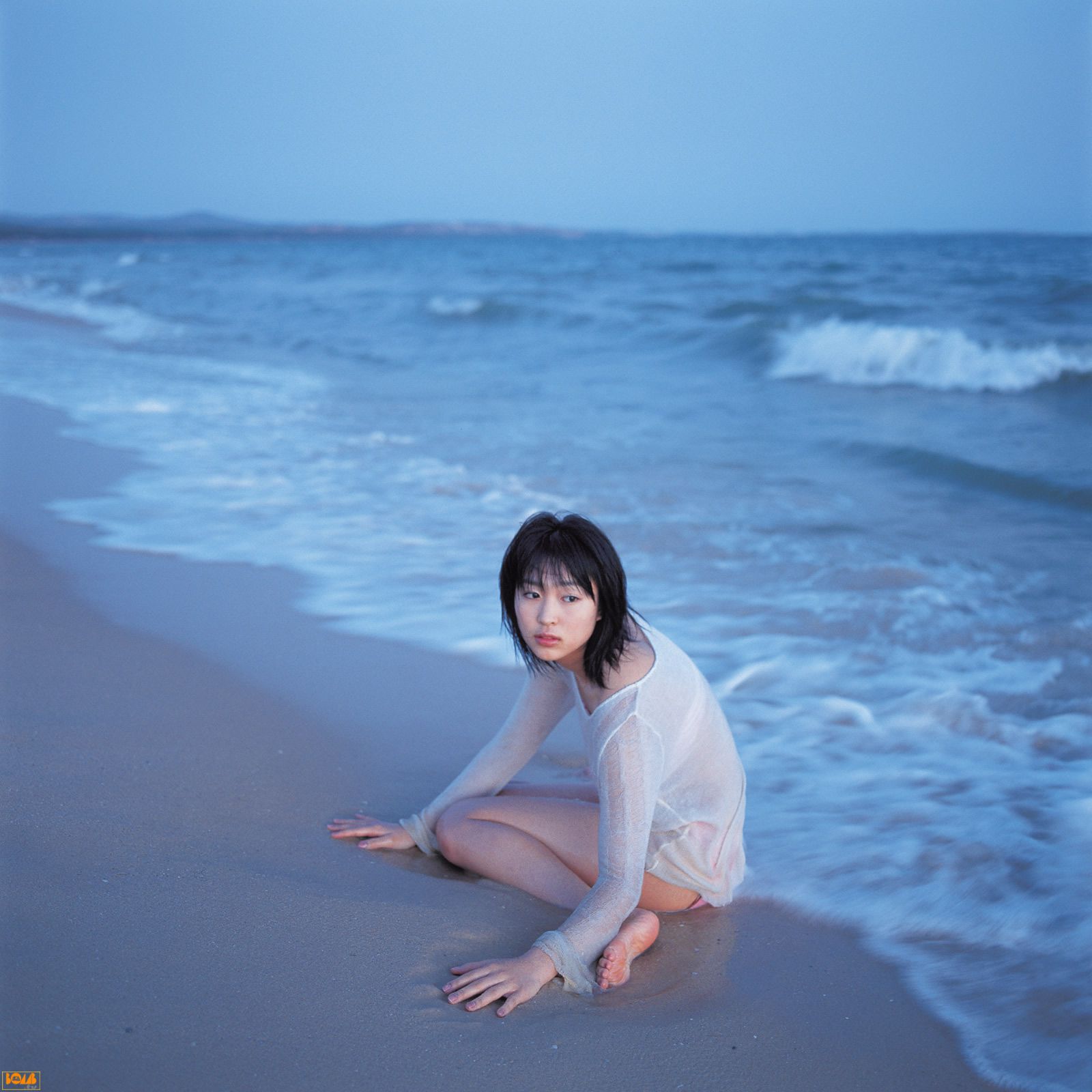 黒川芽以《Nina – Special Wallpaper》   2004年12月刊-图40