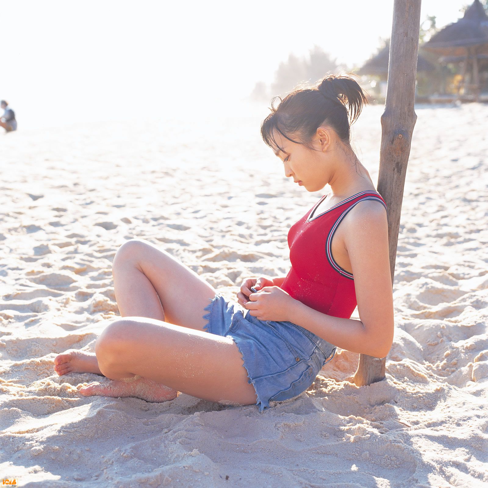 黒川芽以《Nina – Special Wallpaper》   2004年12月刊-图56