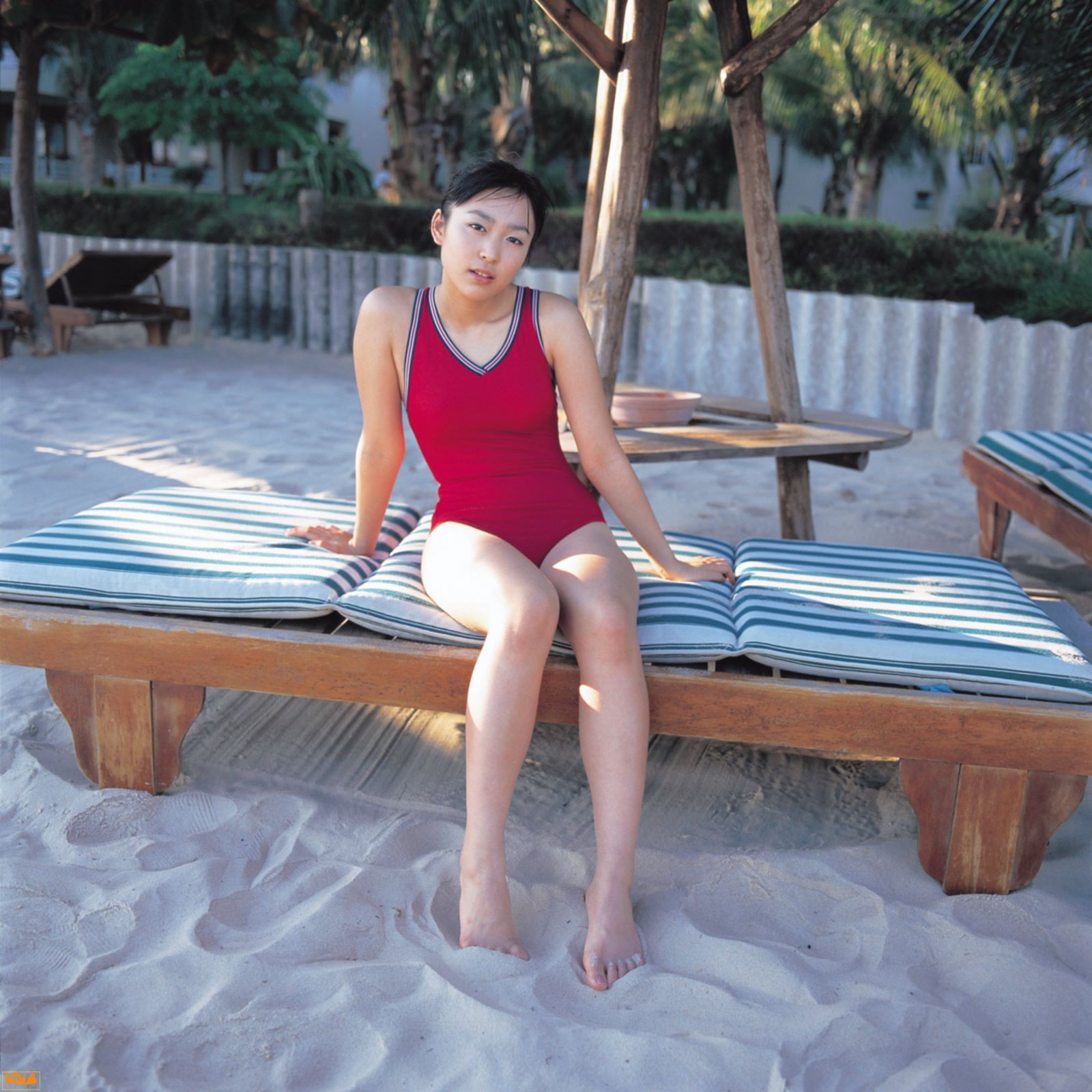 黒川芽以《Nina – Special Wallpaper》   2004年12月刊-图58