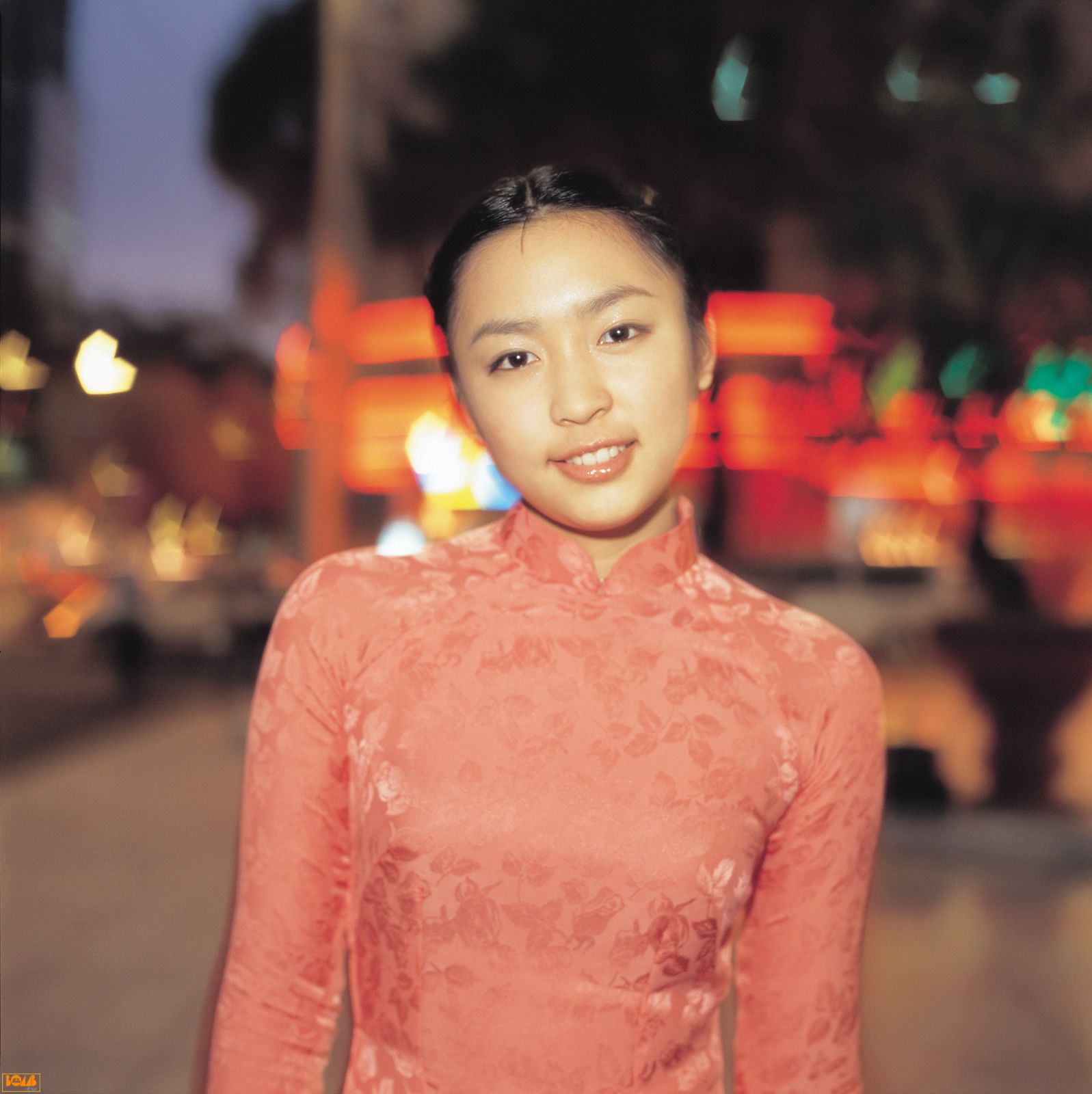 黒川芽以《Nina – Special Wallpaper》   2004年12月刊-图92