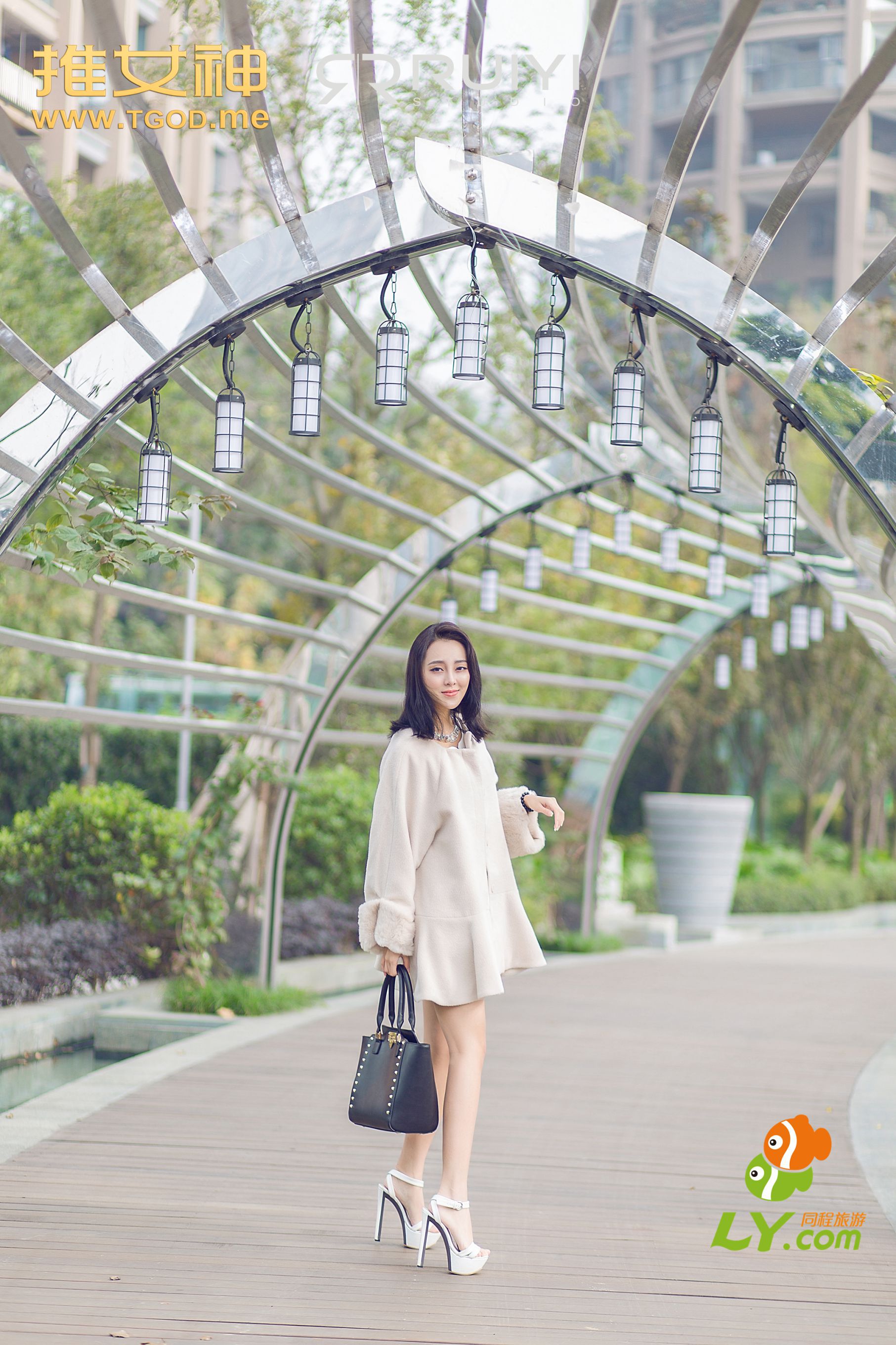 梁晶莹《女神去哪儿第19期》  写真集-图28