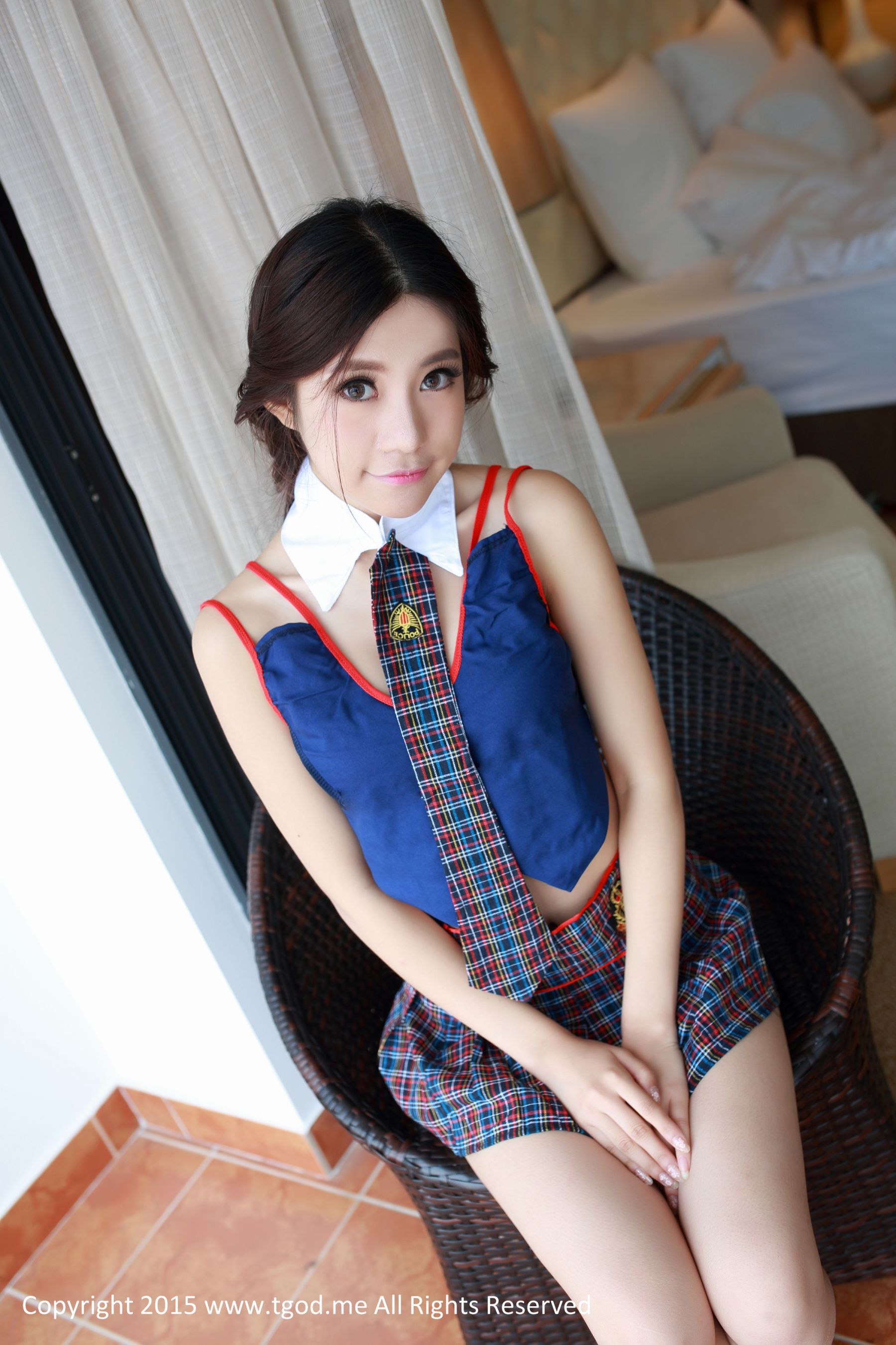 绮里嘉Ula《校花的英伦女王范》  写真集-图0